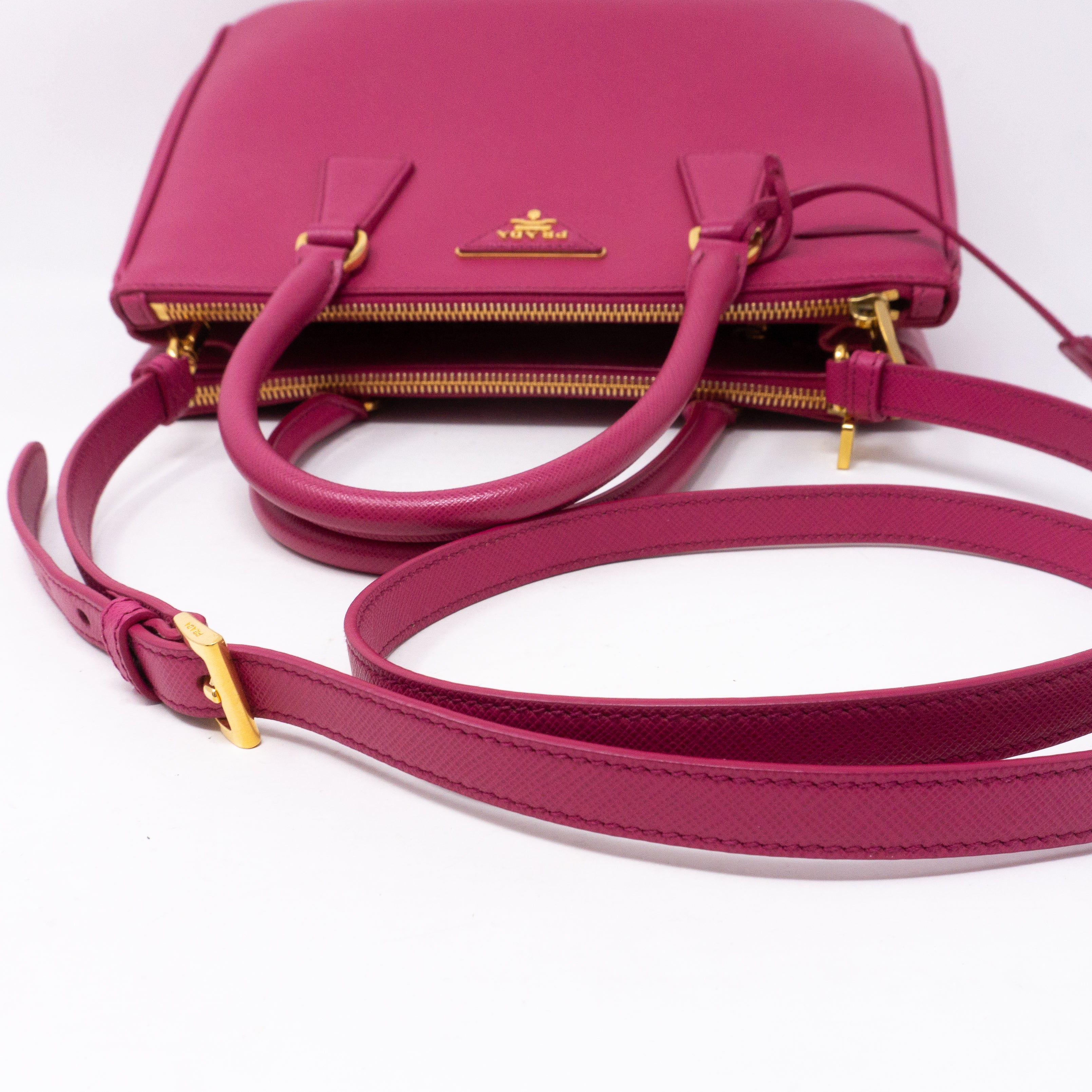 Galleria Small Double Zip Pink Saffiano