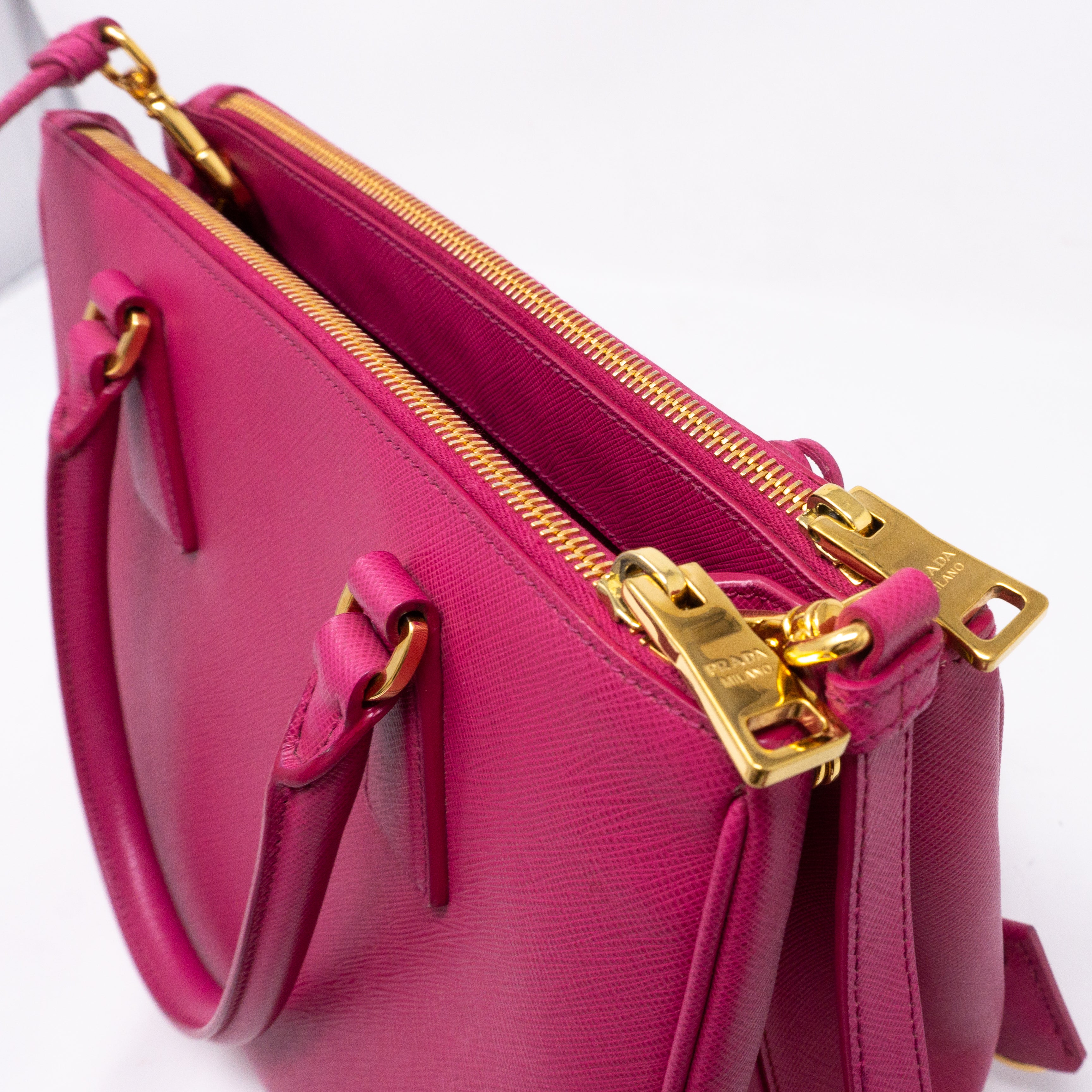 Galleria Small Double Zip Pink Saffiano