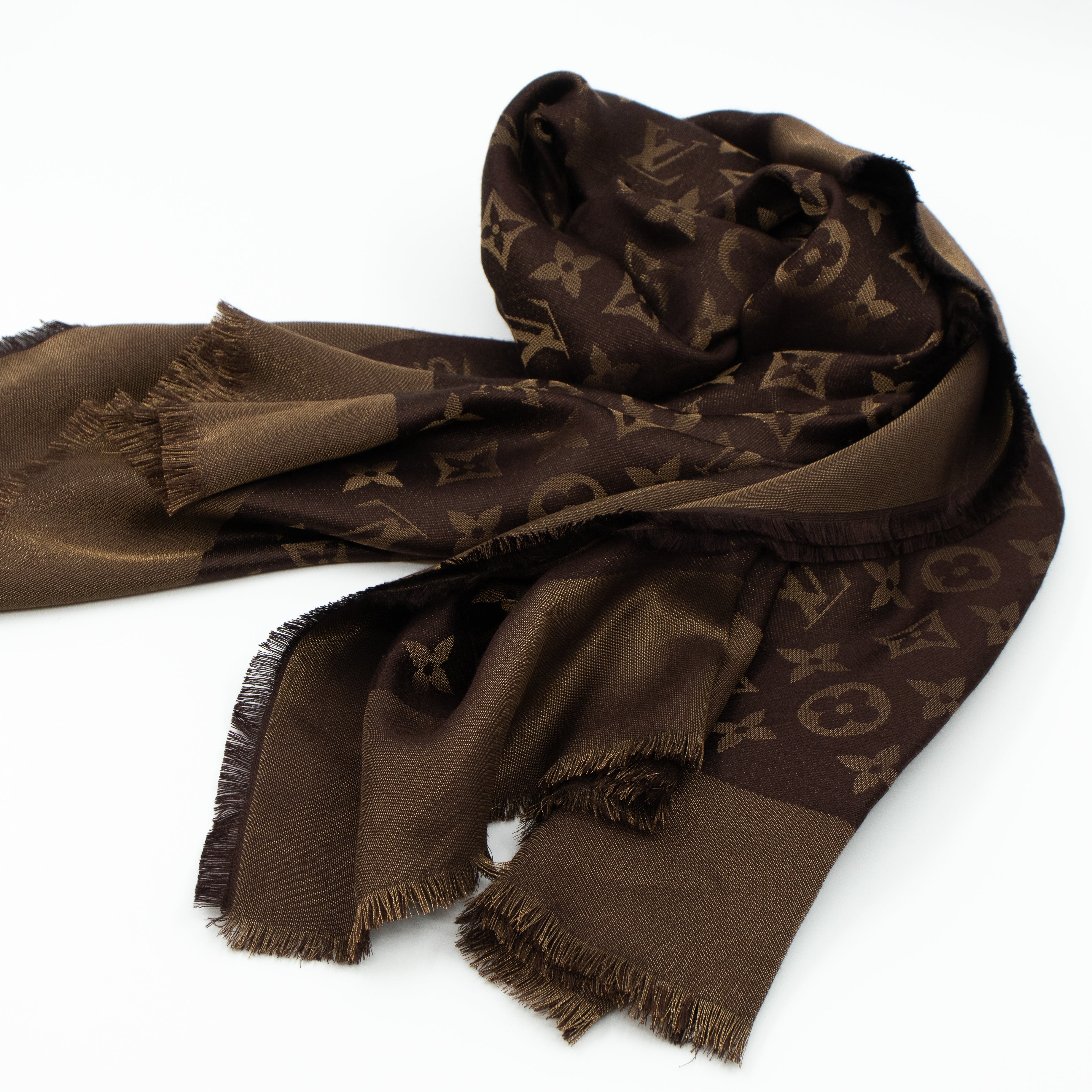 Monogram Shine Shawl Brown