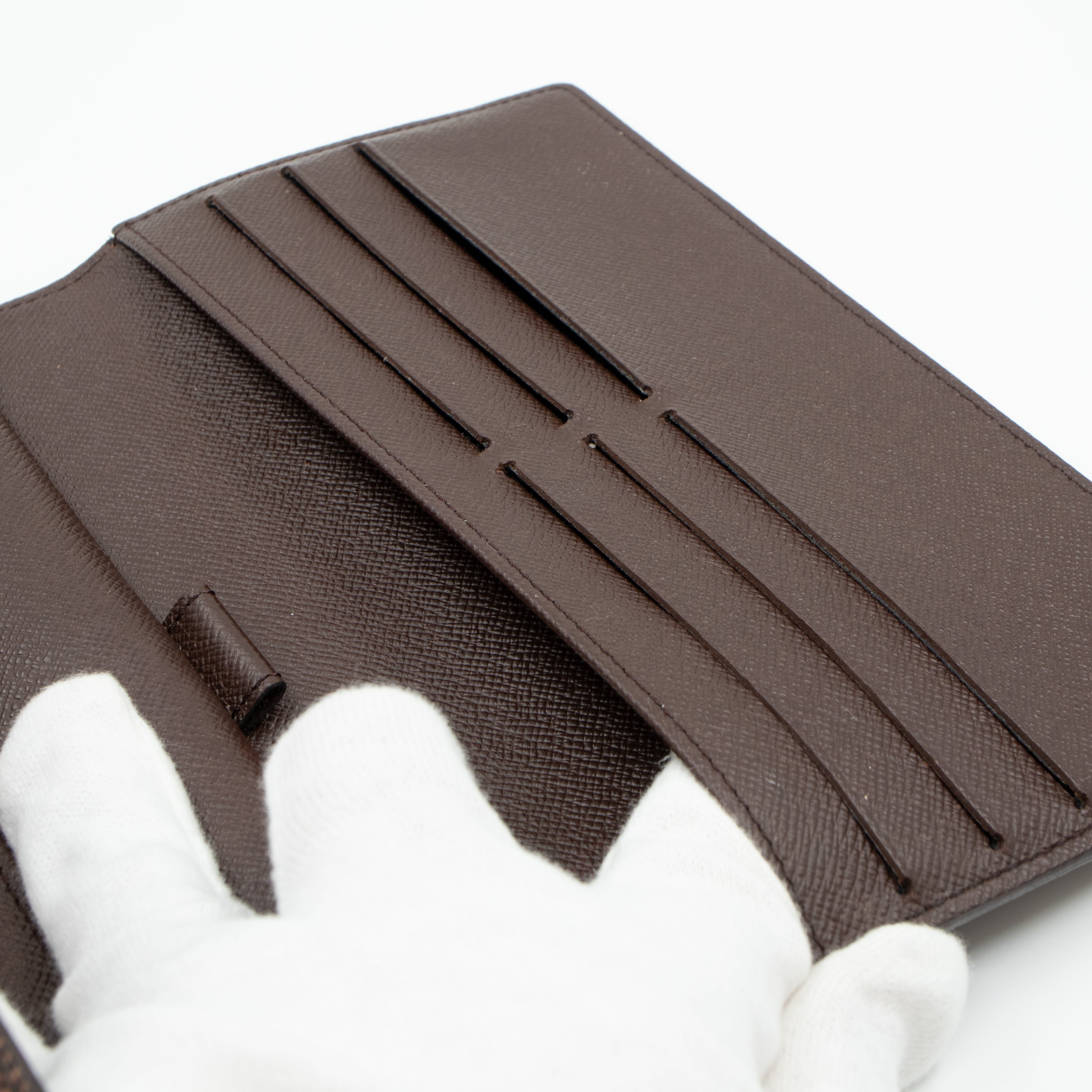 Porte Tresor International Wallet Damier Ebene