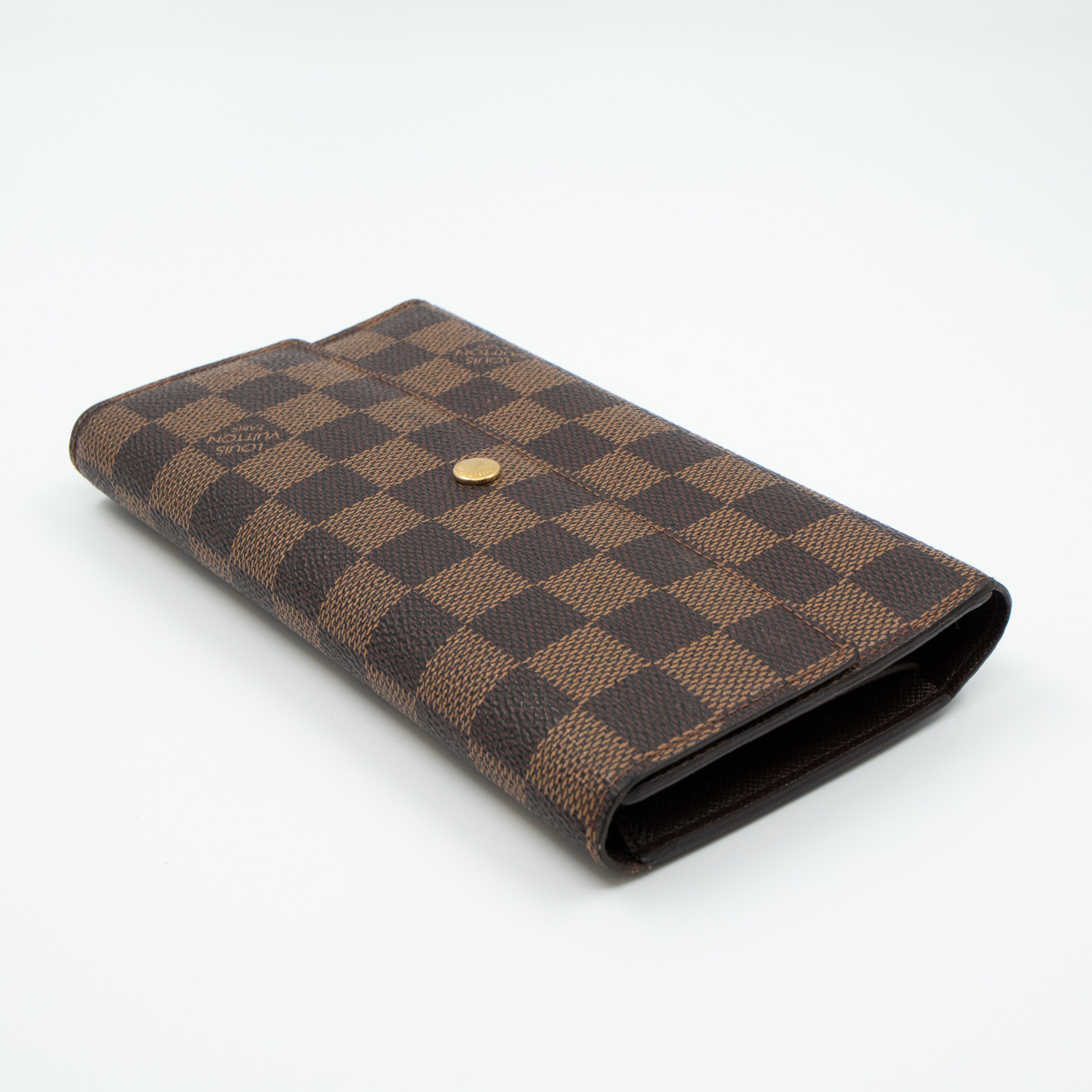 Porte Tresor International Wallet Damier Ebene