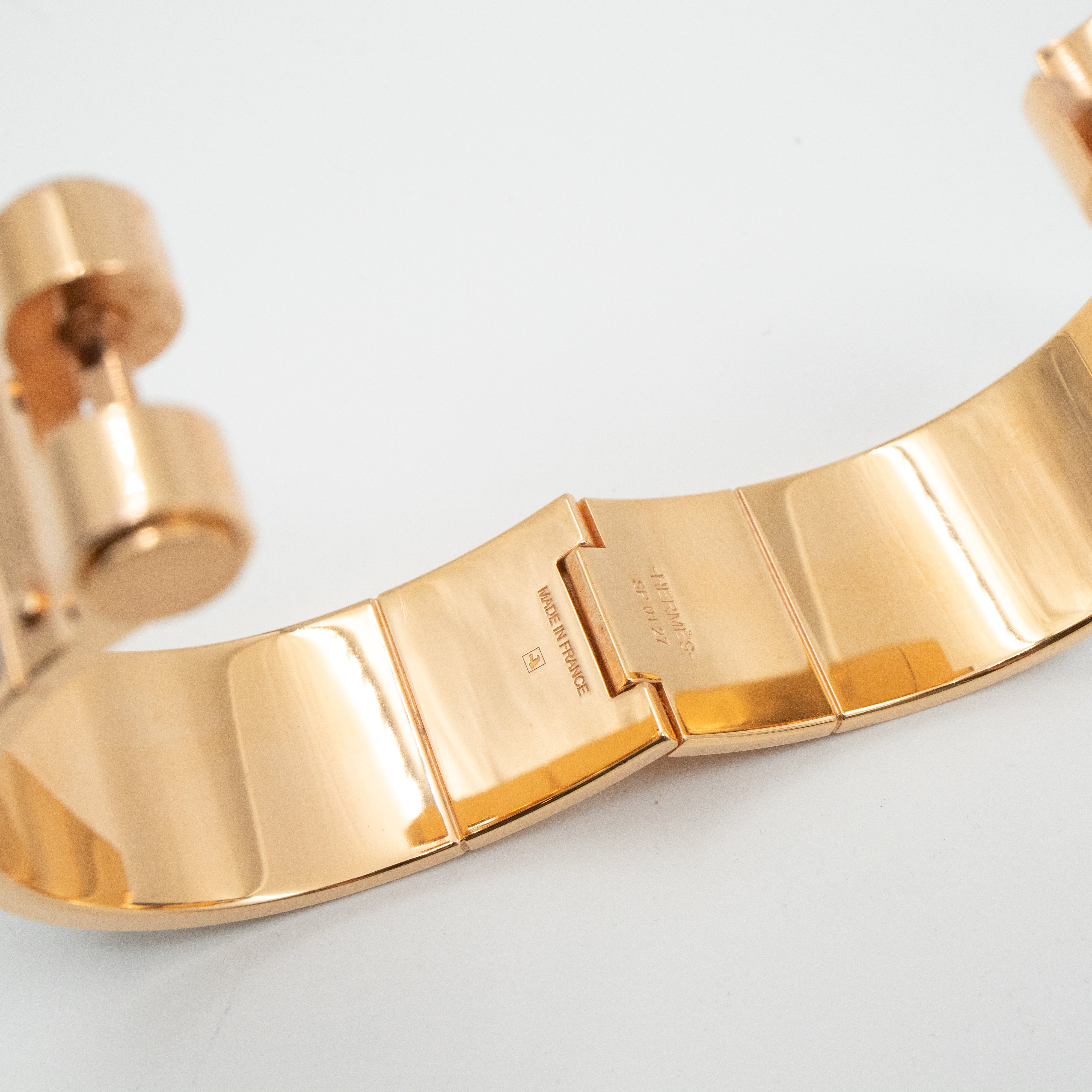Hinged Bracelet White Rose Gold