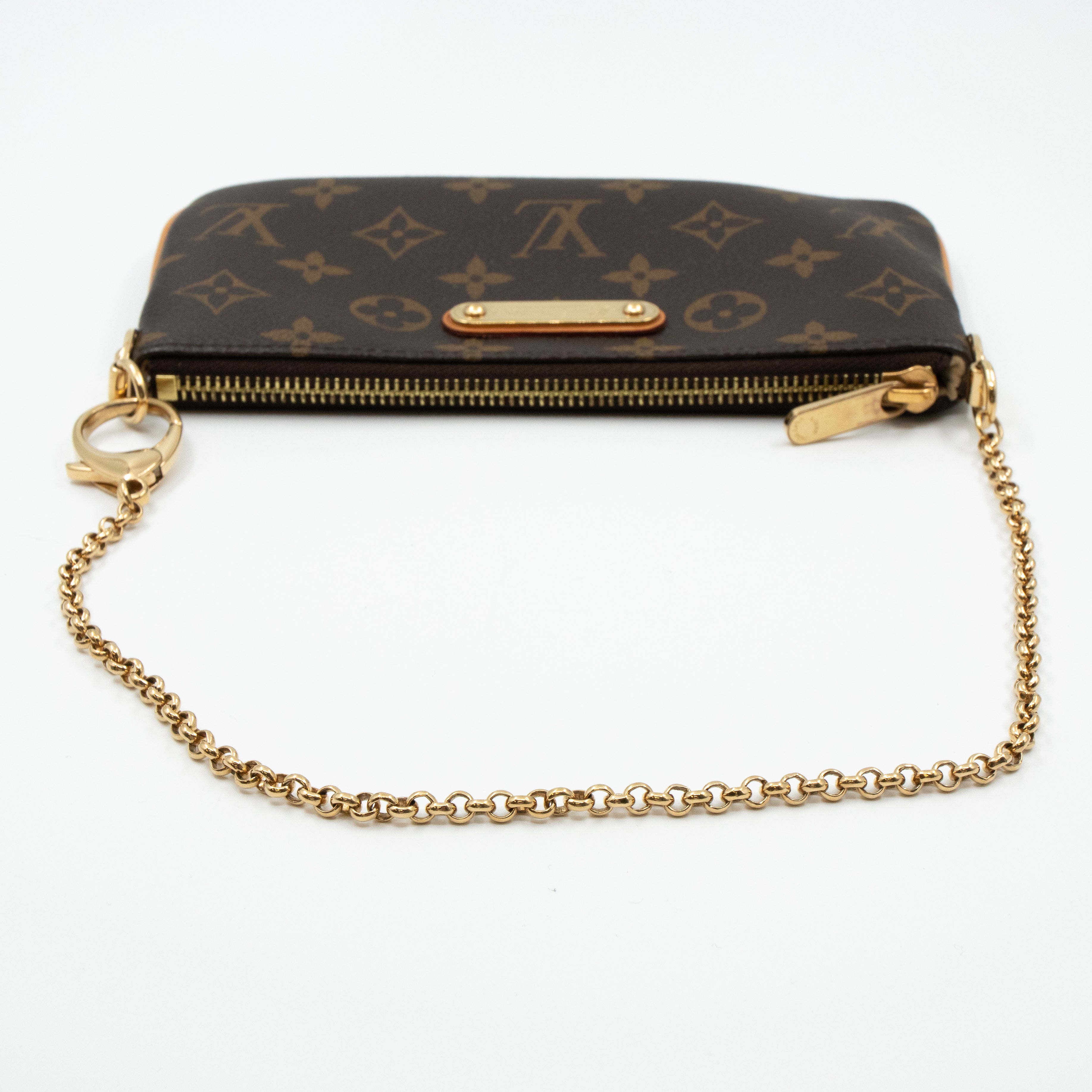 Louis vuitton monogram pochette best sale milla mm