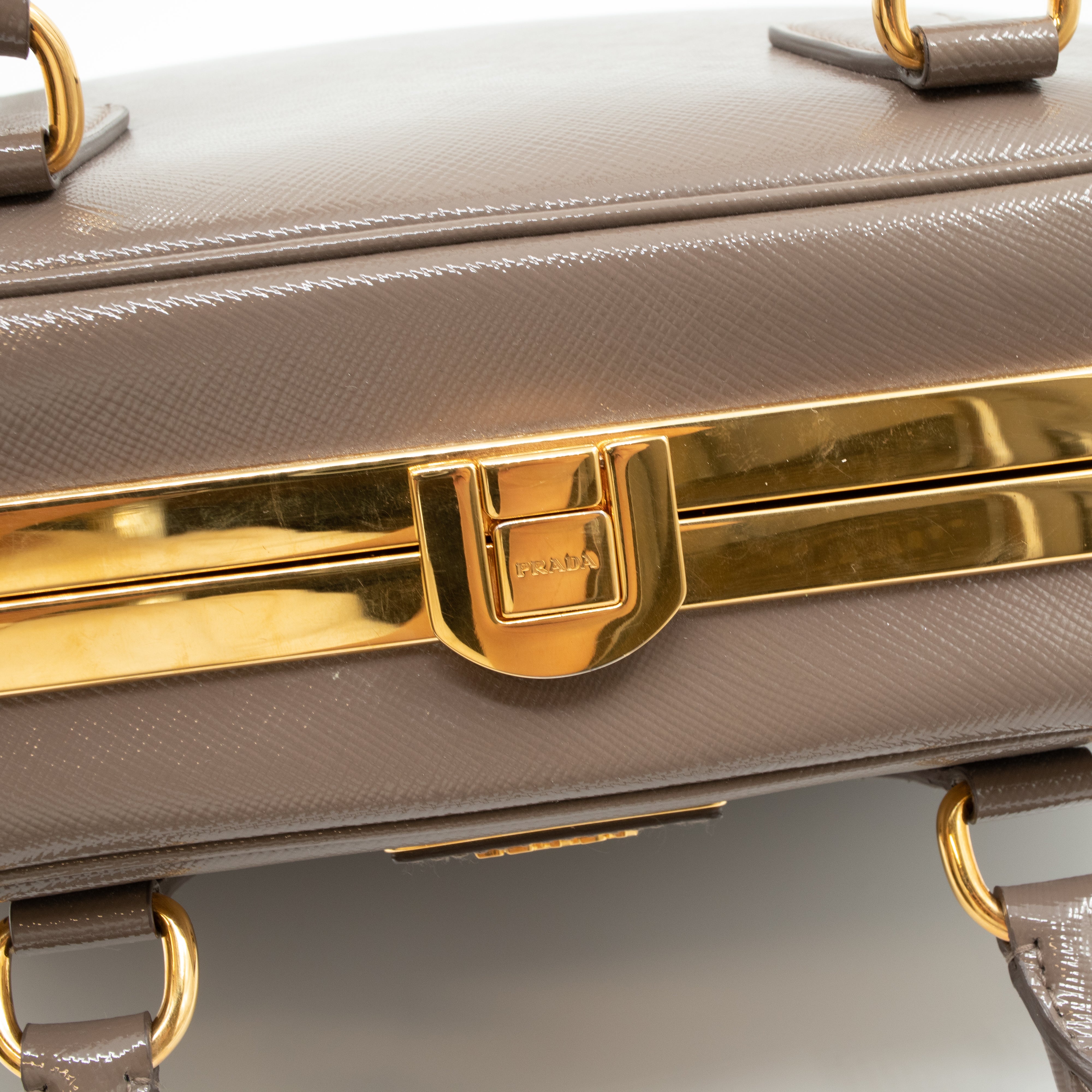 Pyramid Frame Satchel Gray Leather