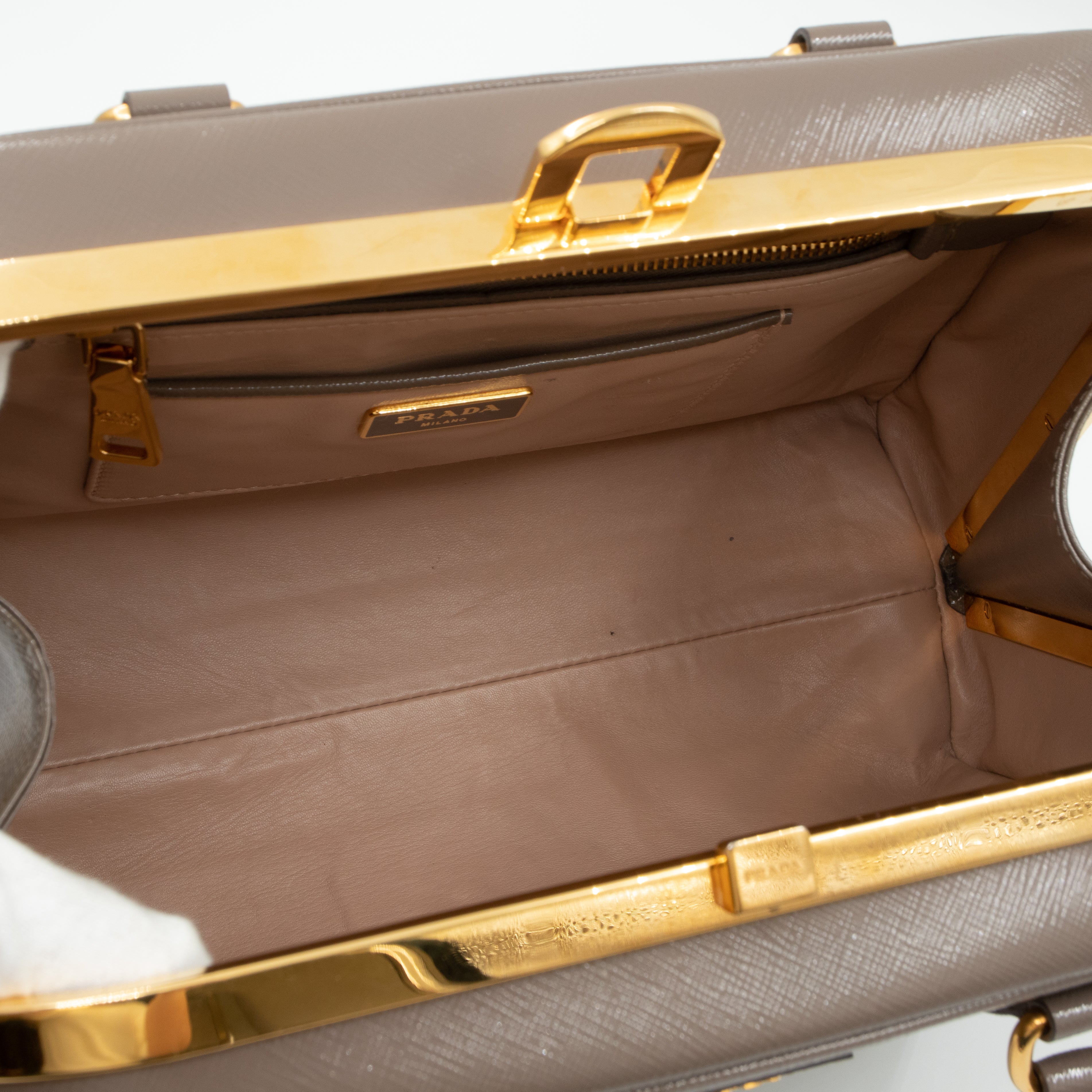 Pyramid Frame Satchel Gray Leather