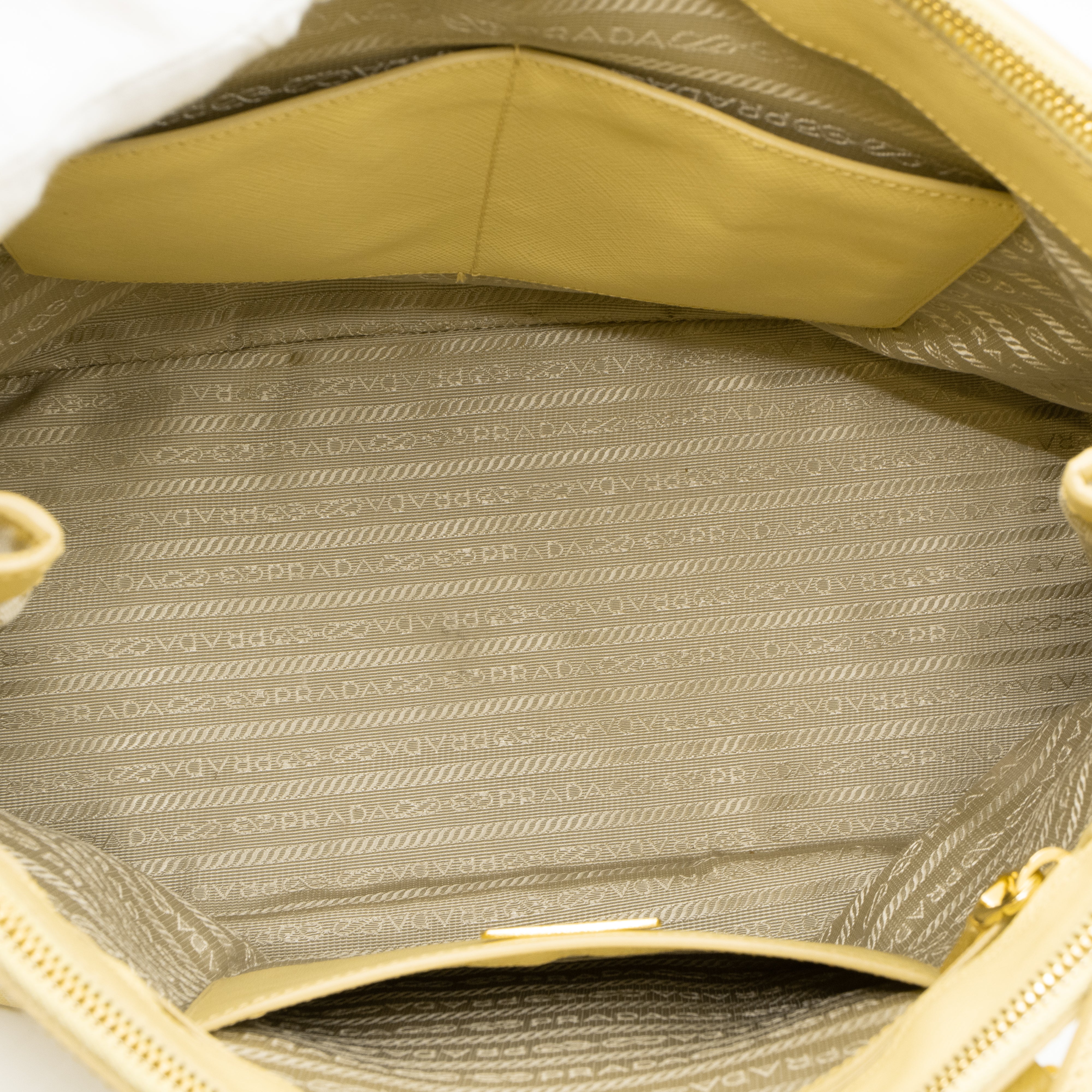 Galleria Large Double Zip Yellow Saffiano