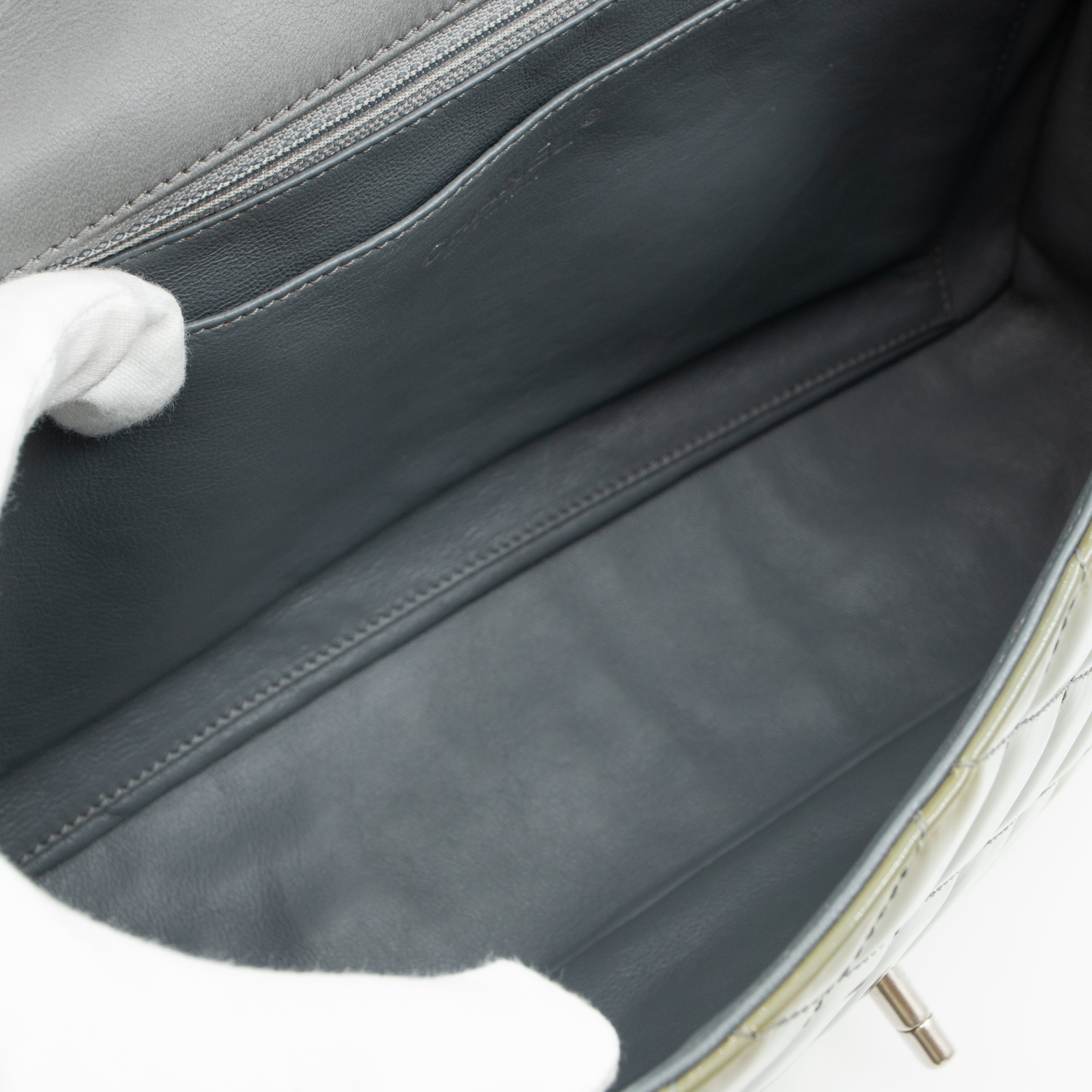 Classic Single Flap Jumbo Green Gray Patent Leather