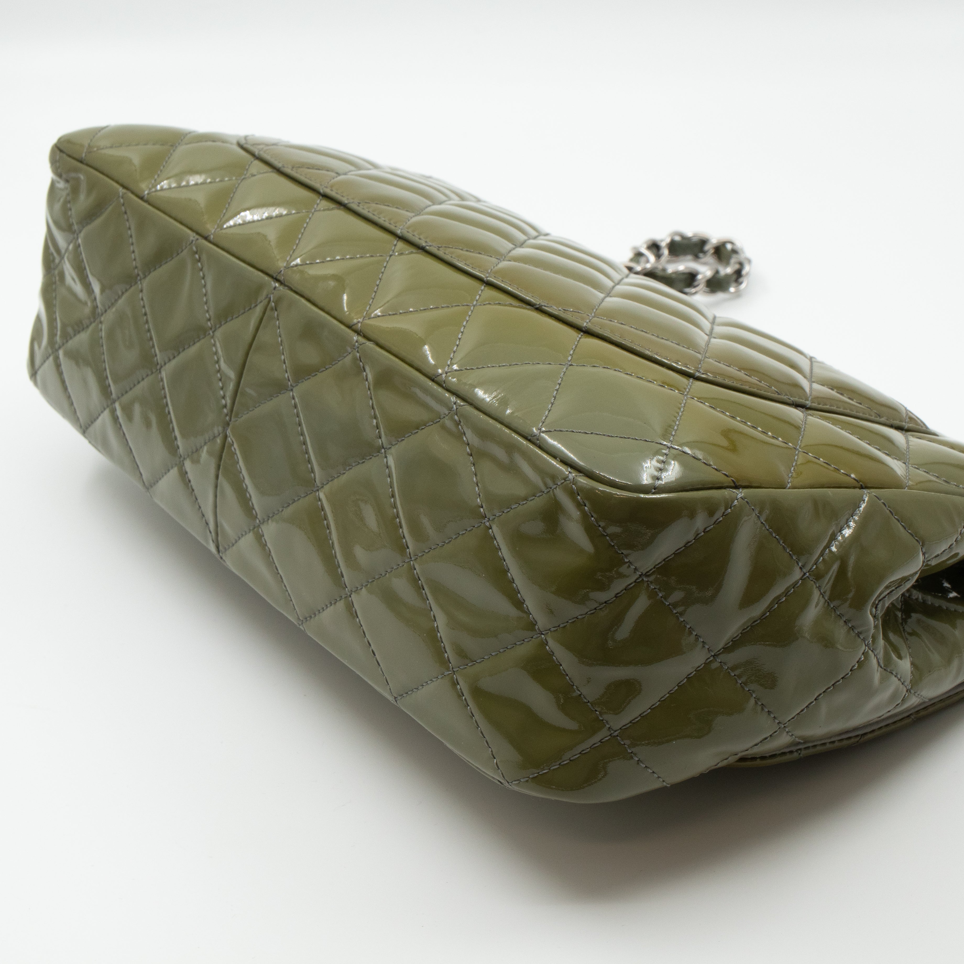 Classic Single Flap Jumbo Green Gray Patent Leather