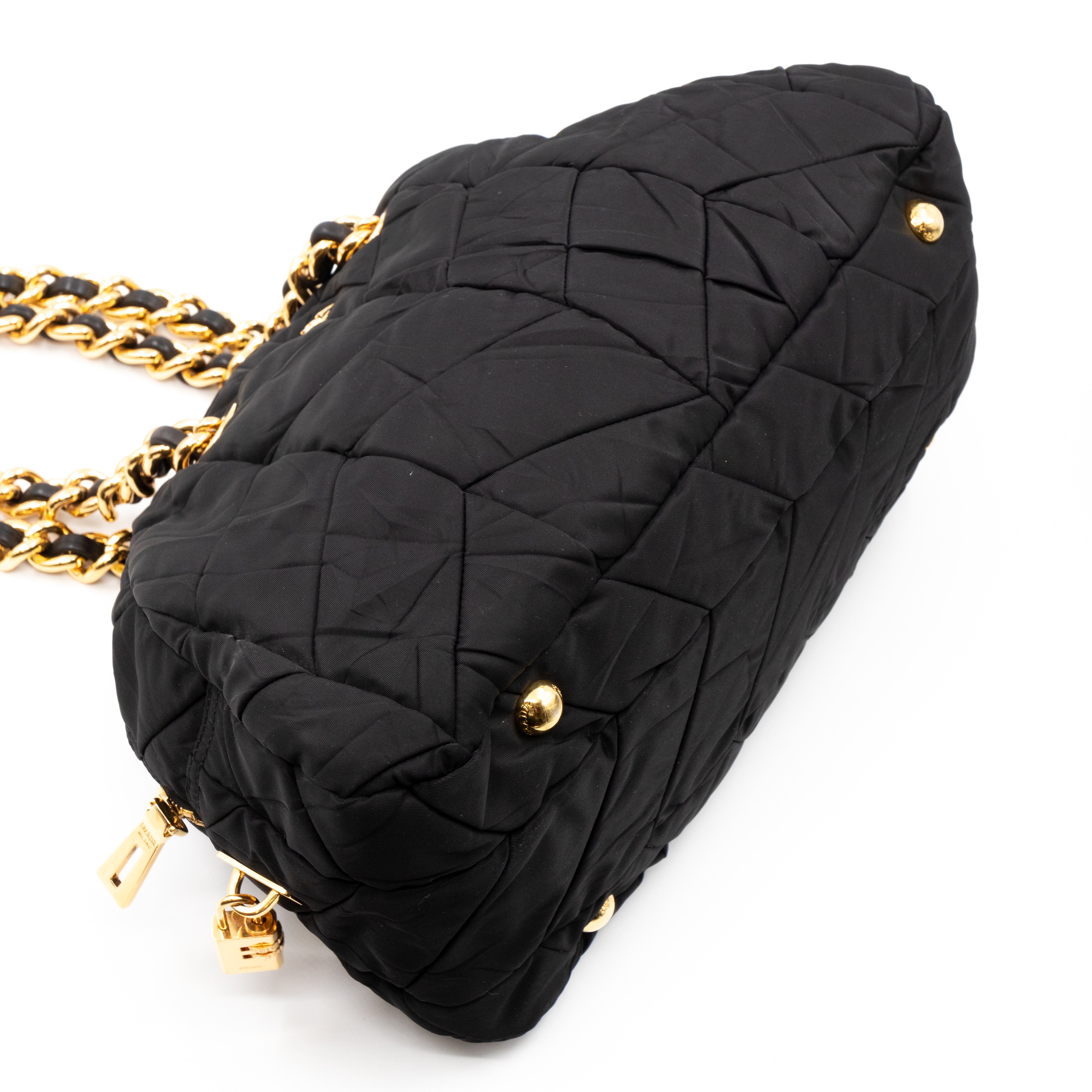 Chain Bowler Bag Black Quilted Tessuto