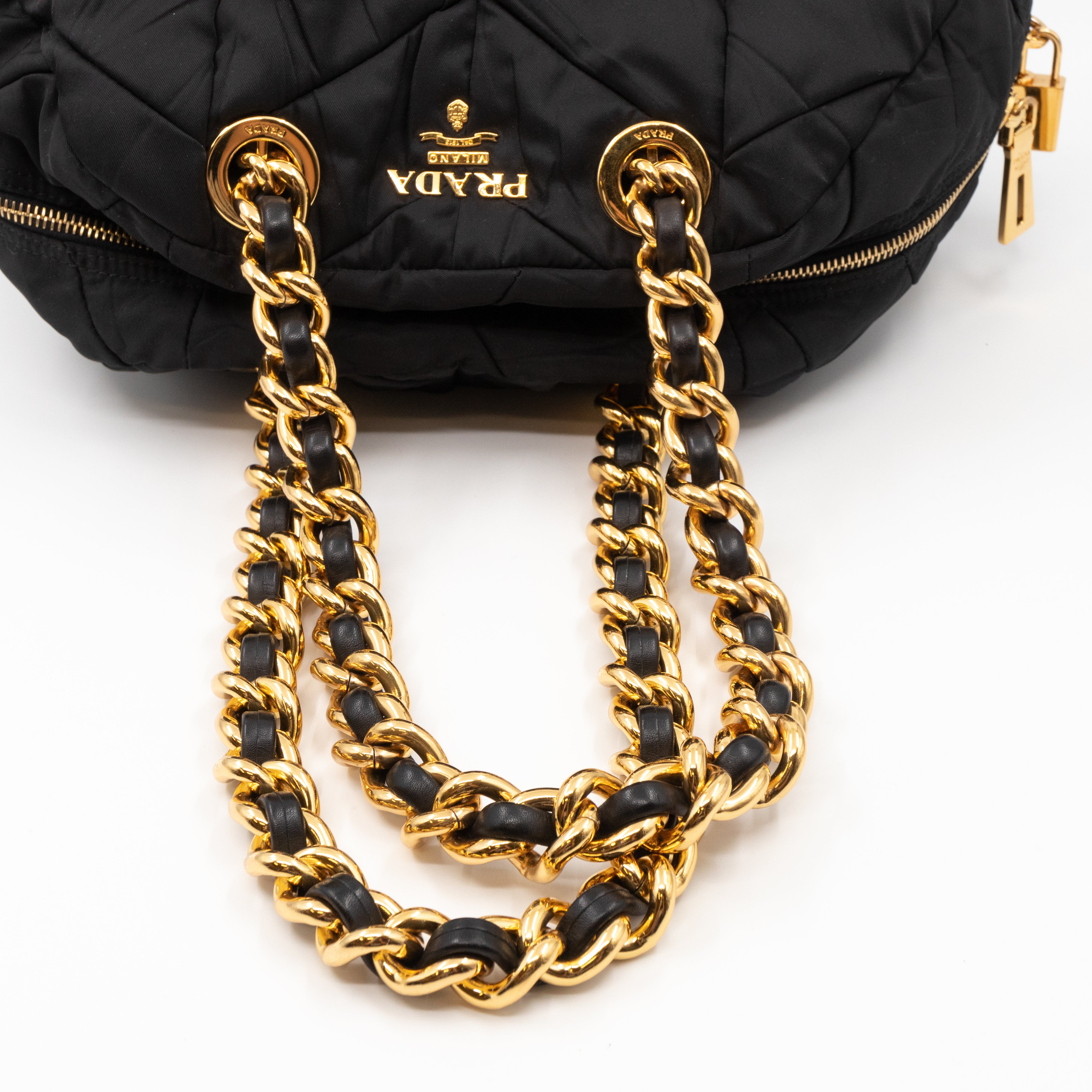 Chain Bowler Bag Black Quilted Tessuto