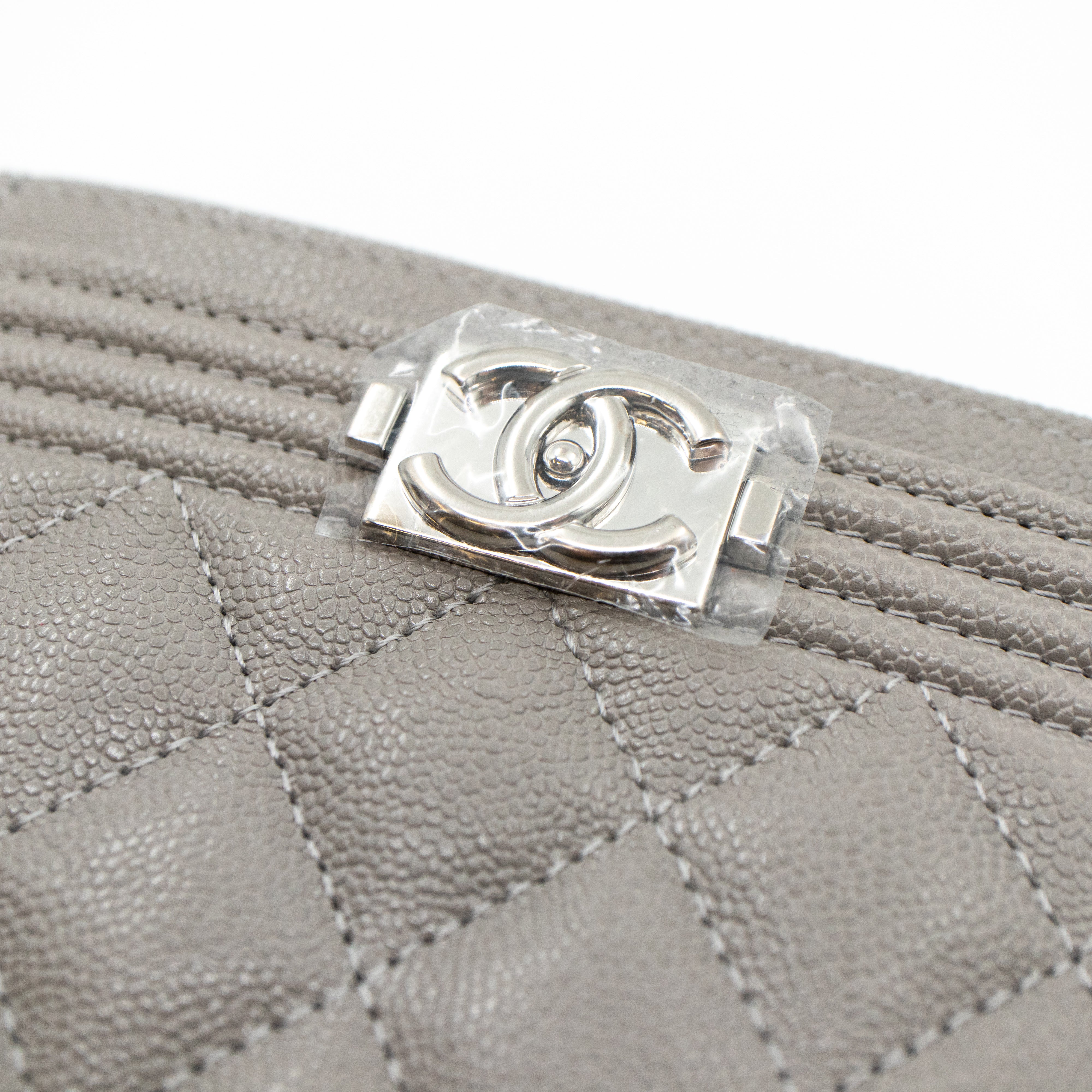 Boy Classic Card Holder Grey Caviar
