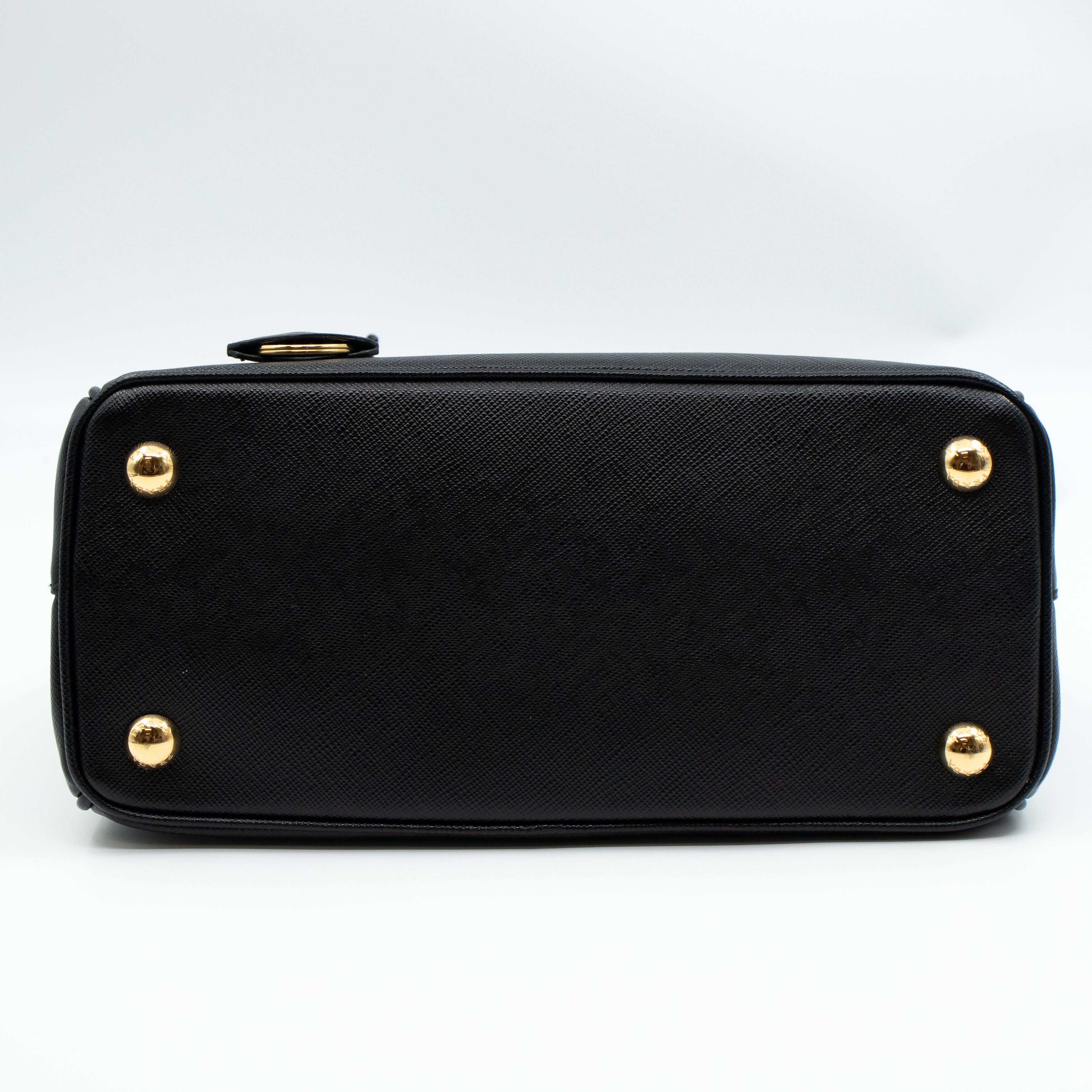 Galleria Small Double Zip Black Saffiano
