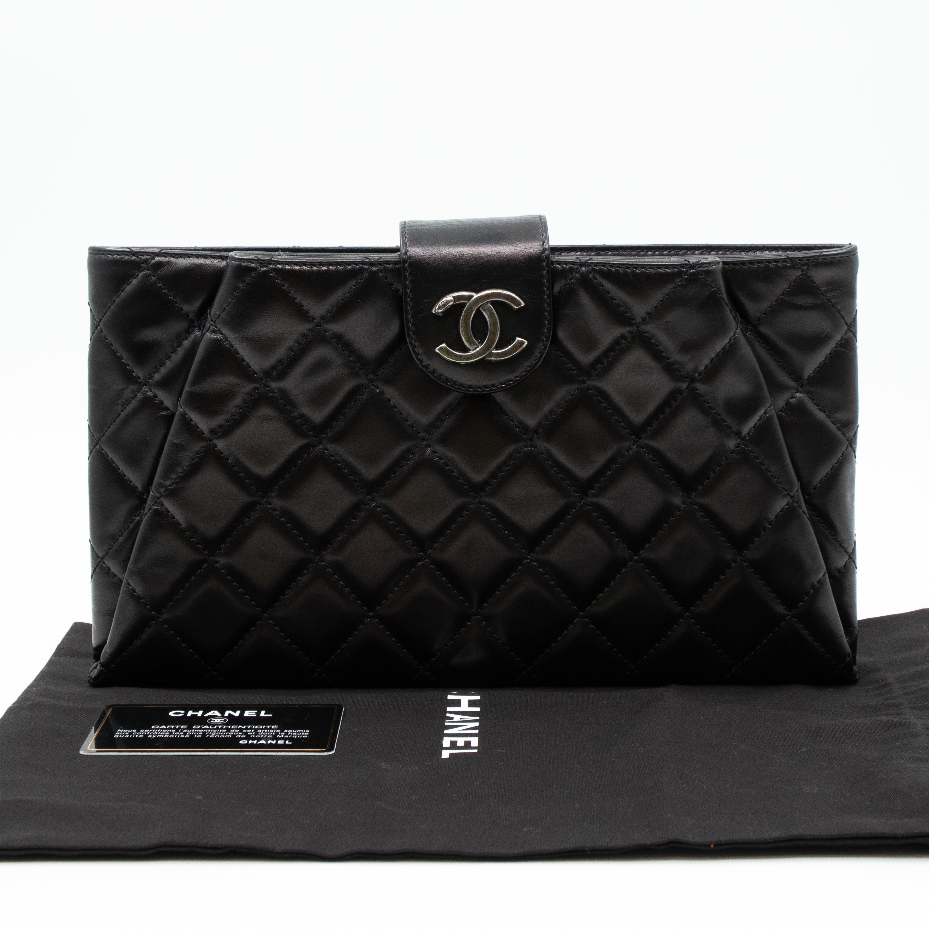 Coco Pleats Clutch Black Calfskin