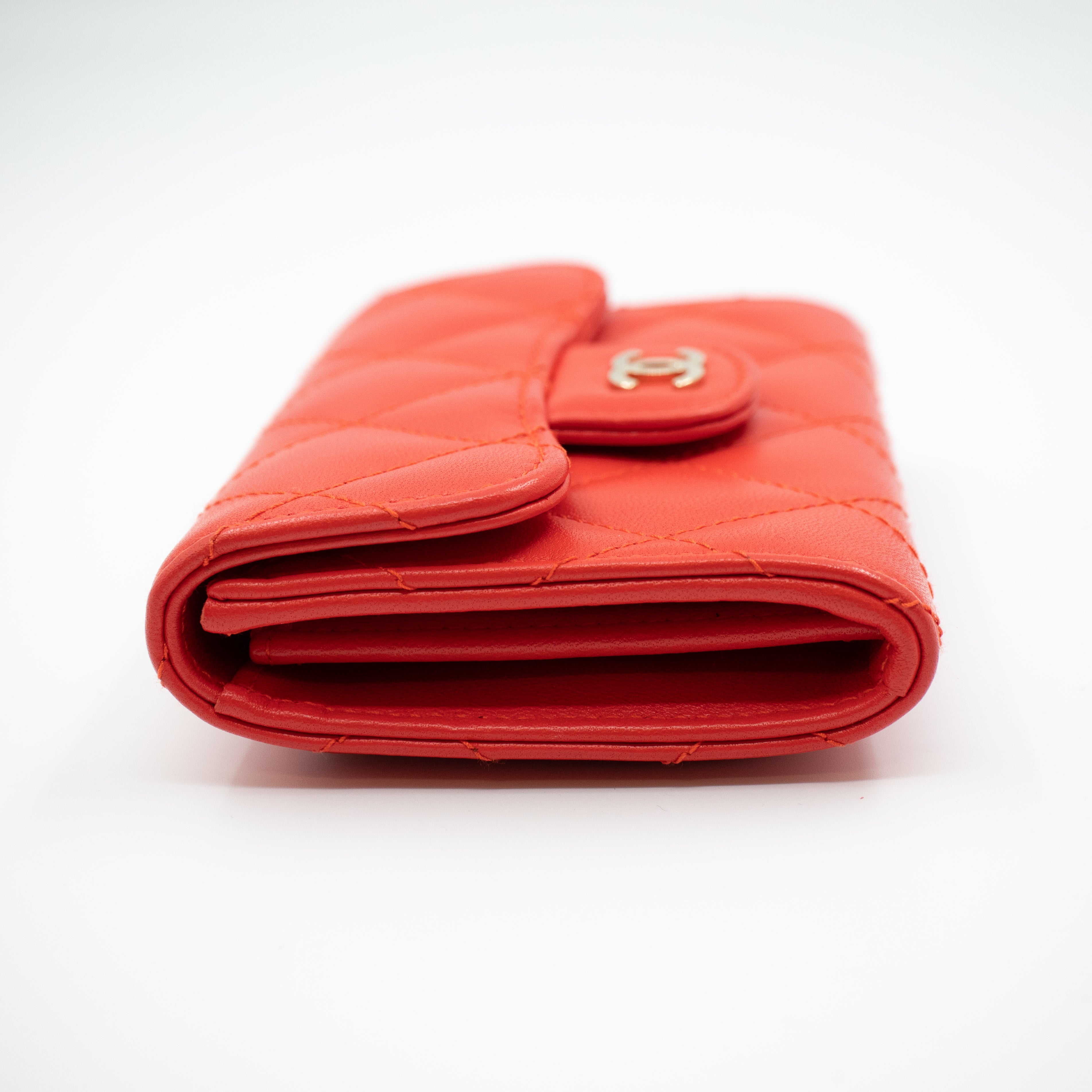 Classic Flap Card Case Coral Leather