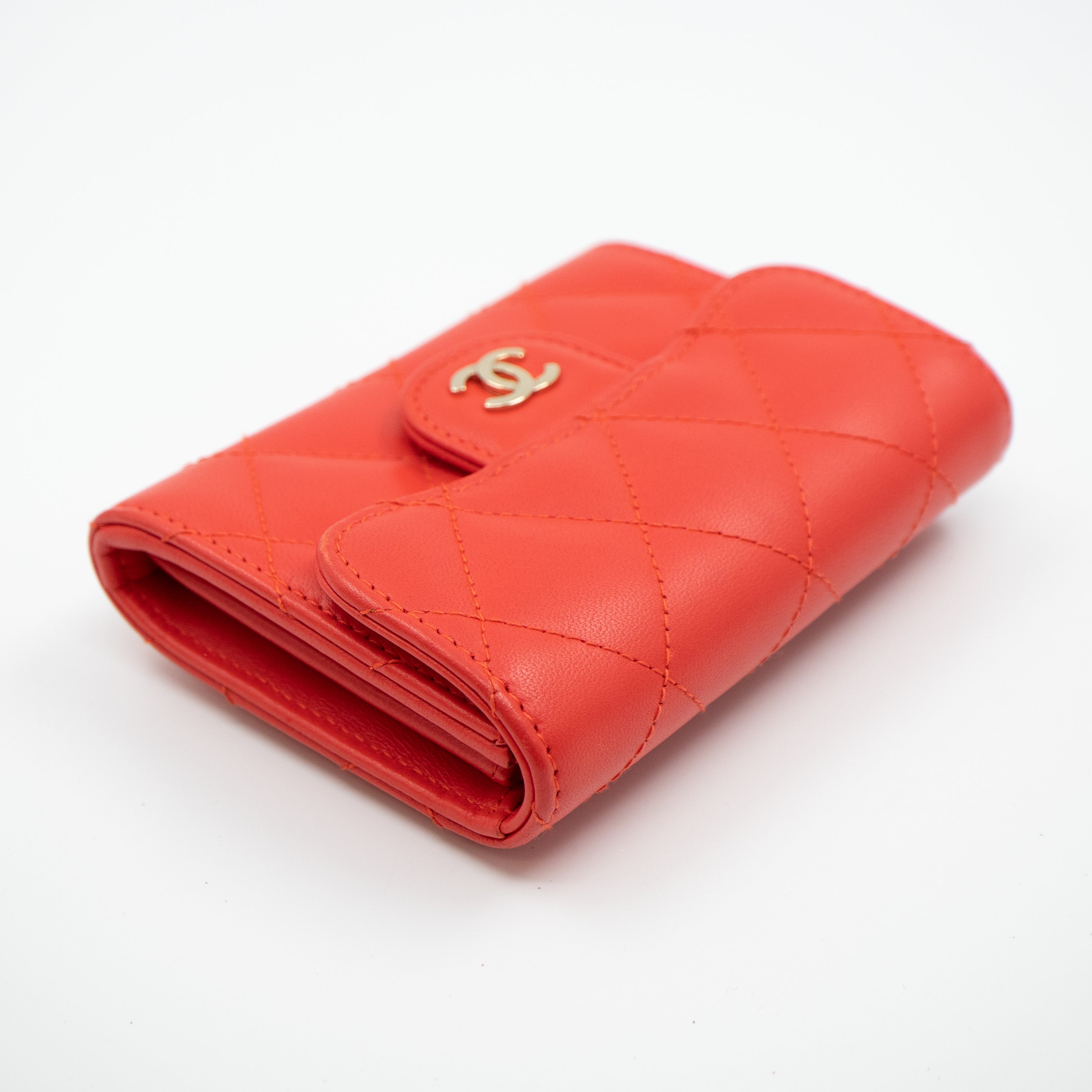 Classic Flap Card Case Coral Leather