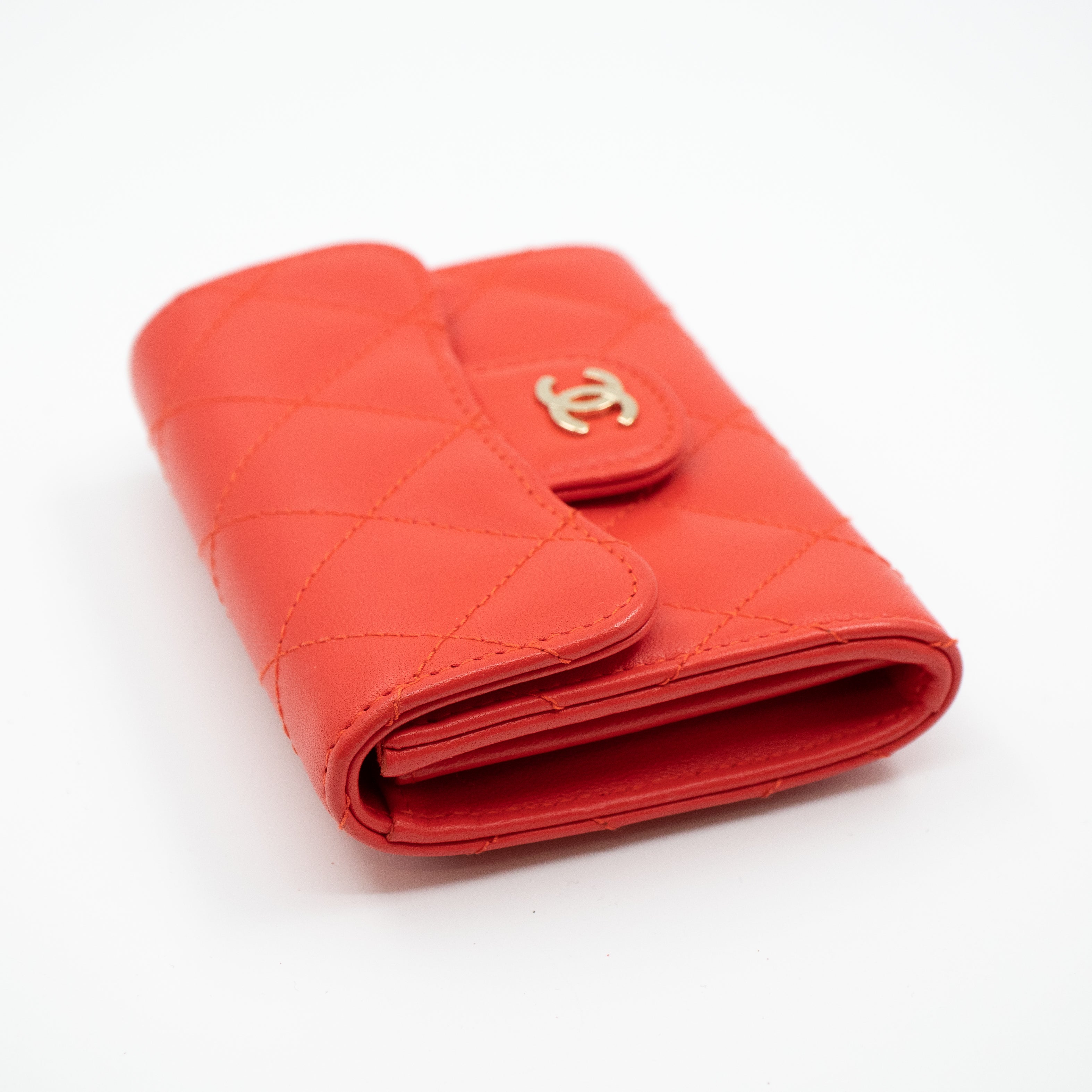 Classic Flap Card Case Coral Leather