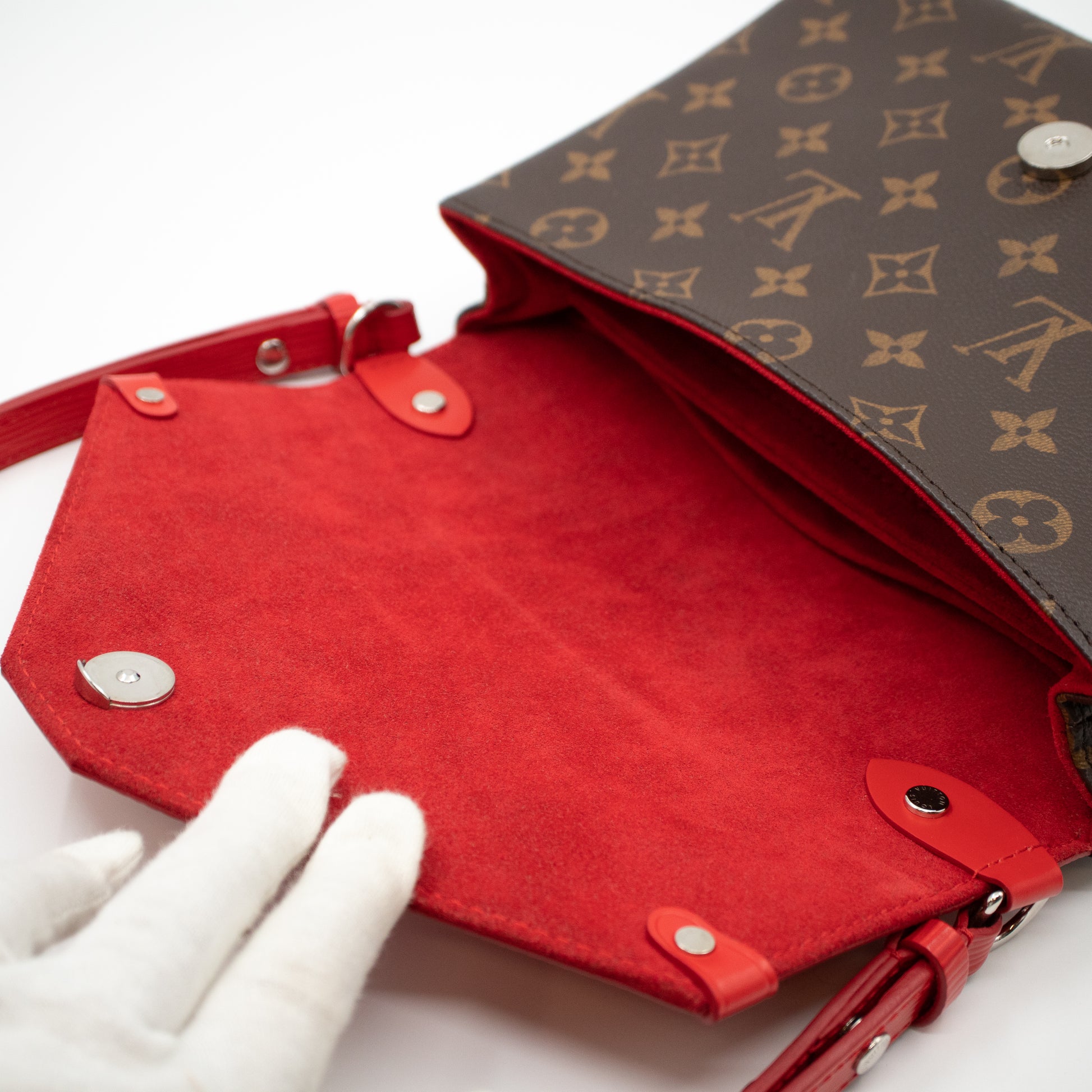 M44031 Louis Vuitton 2017 Premium Monogram Canvas & Epi Saint Michel  Handbag-Red