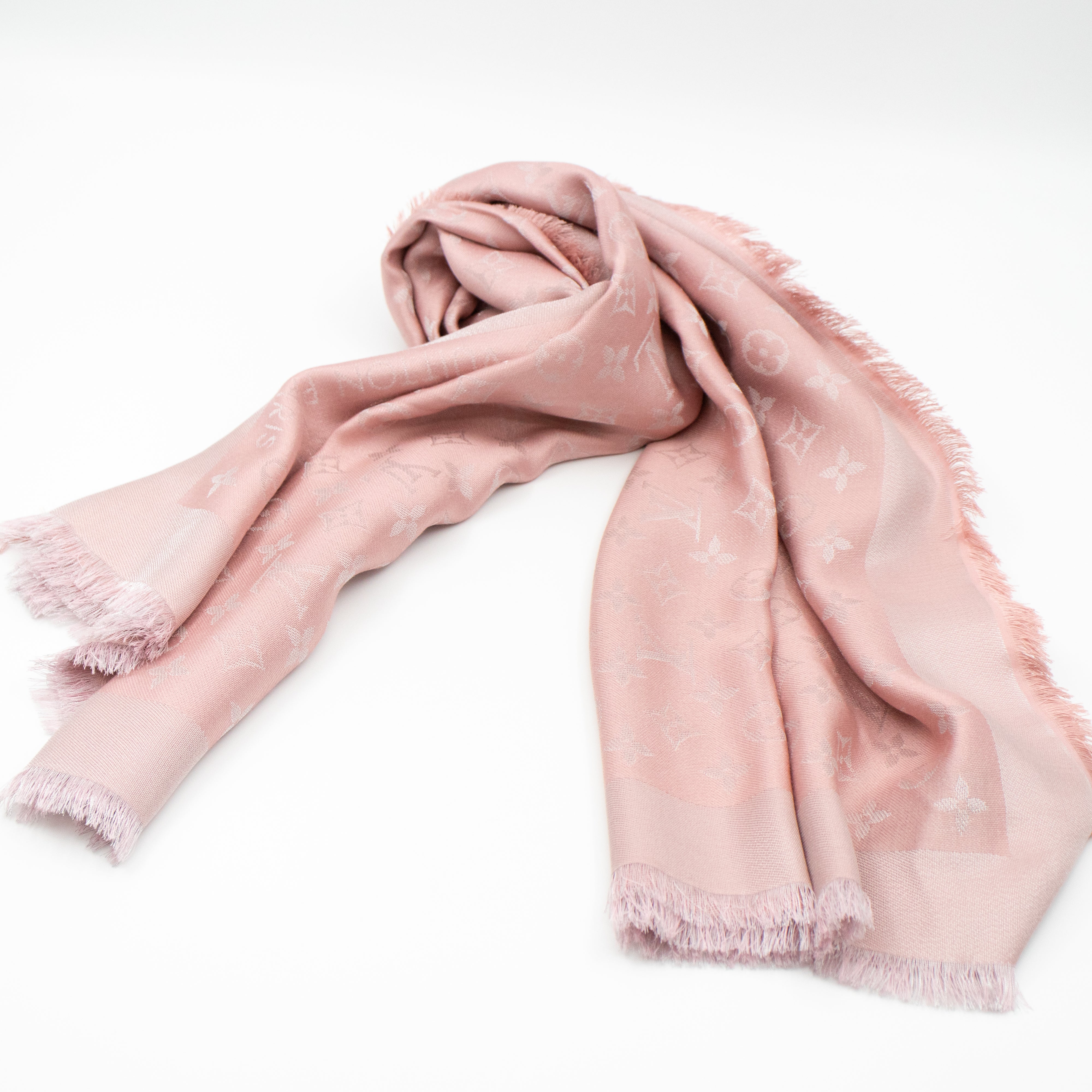 Monogram Shine Shawl Rose Velours