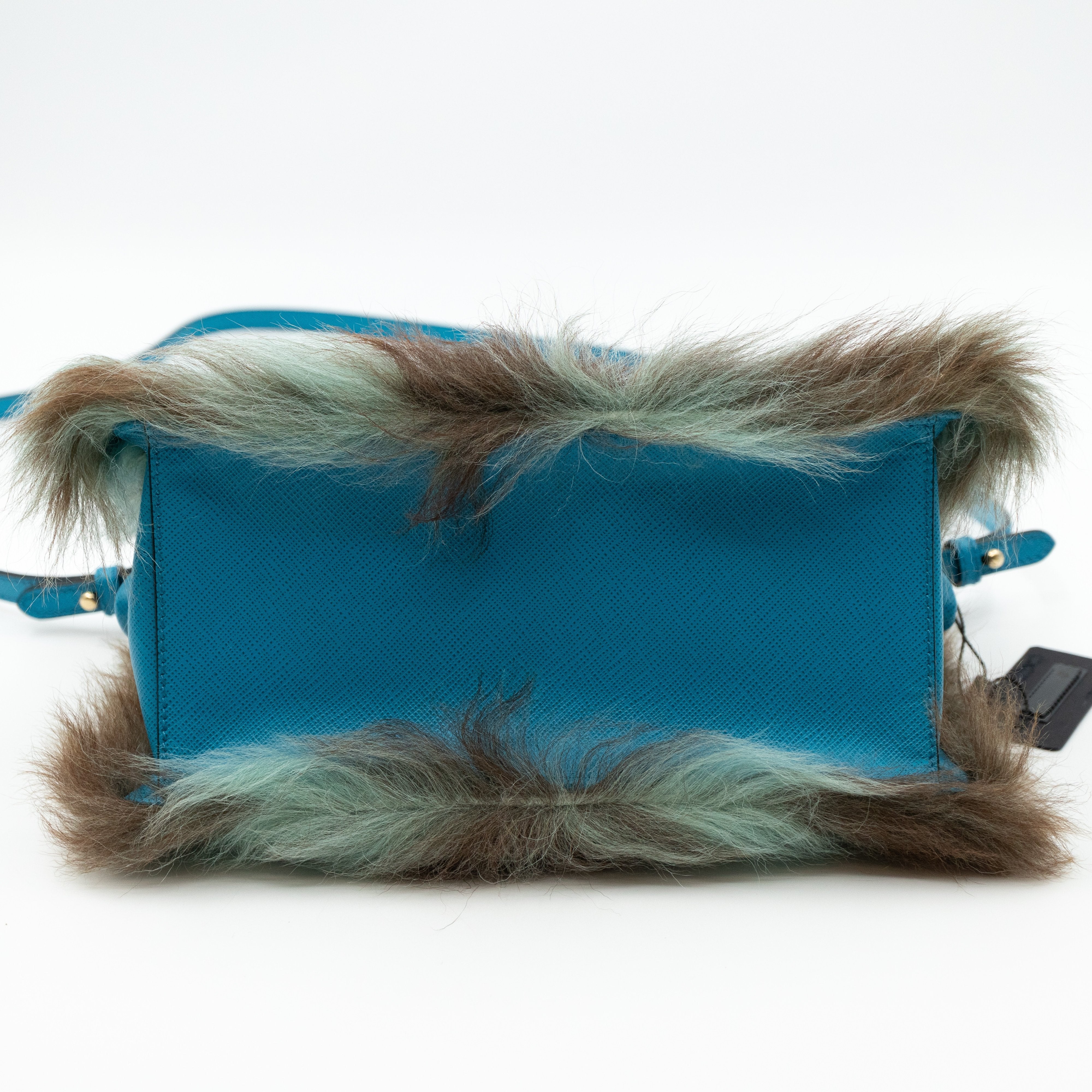 Light Frame Crossbody Bag Blue Fur