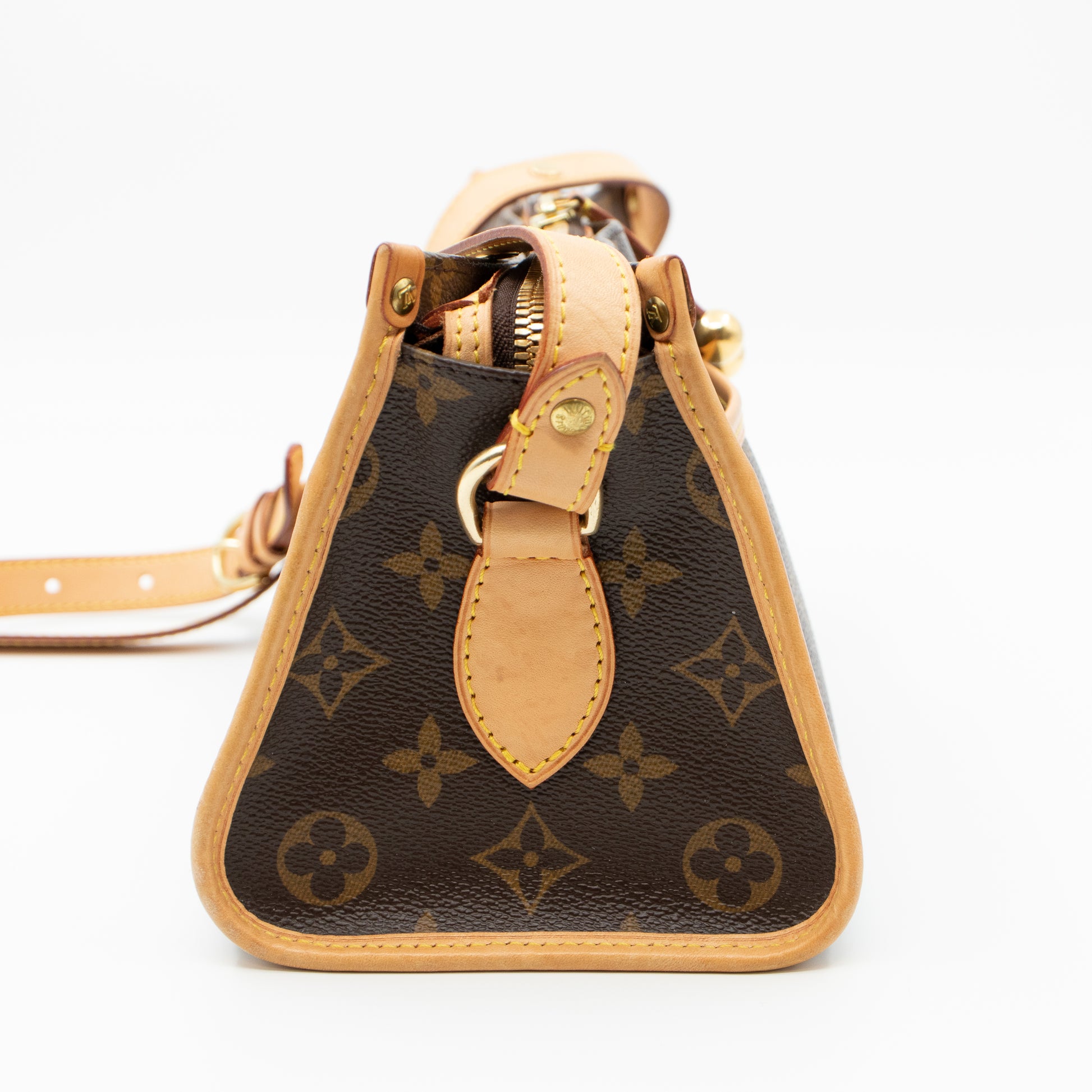 LOUIS VUITTON MONOGRAM POPINCOURT CROSSBODY BAG – Caroline's Fashion  Luxuries