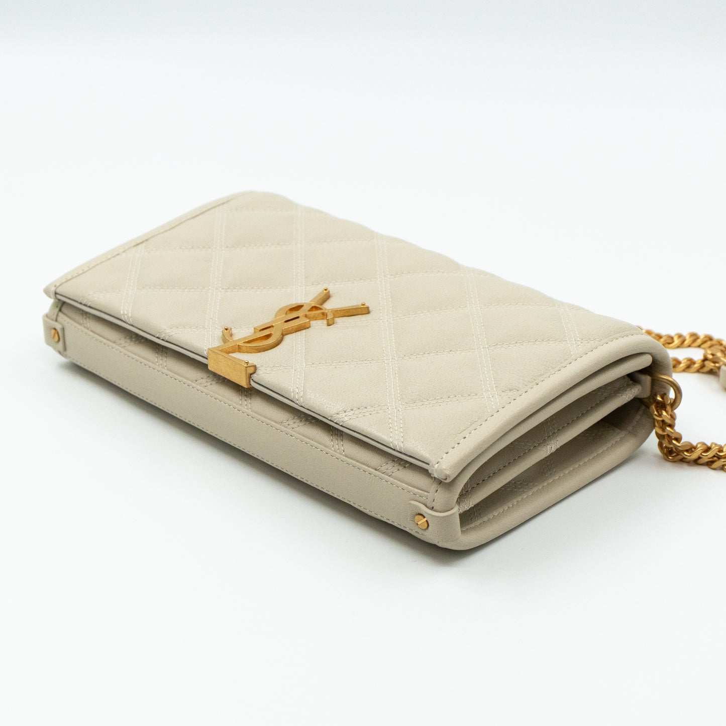 Becky Wallet on Chain Blanc Leather