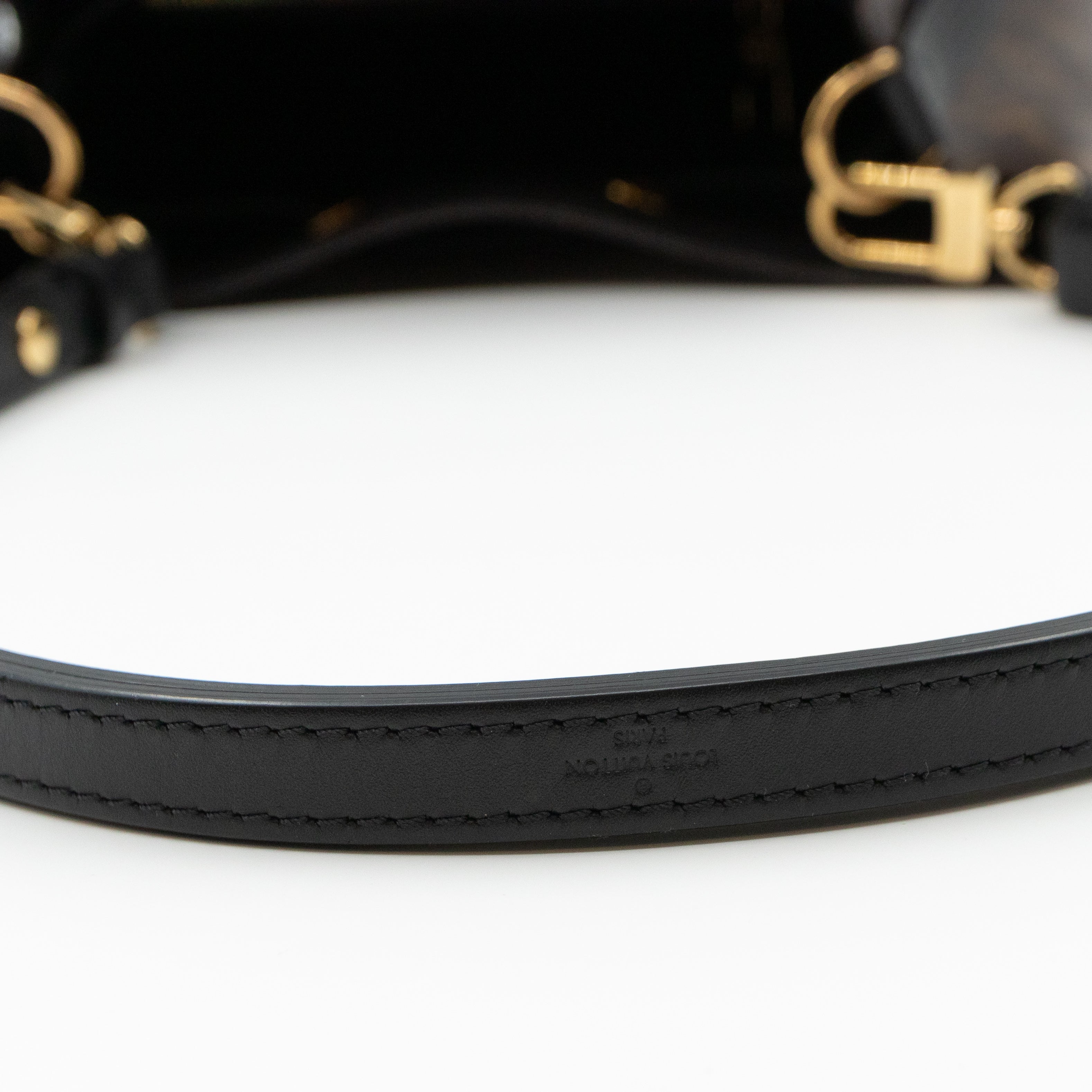 Neonoe Monogram Black