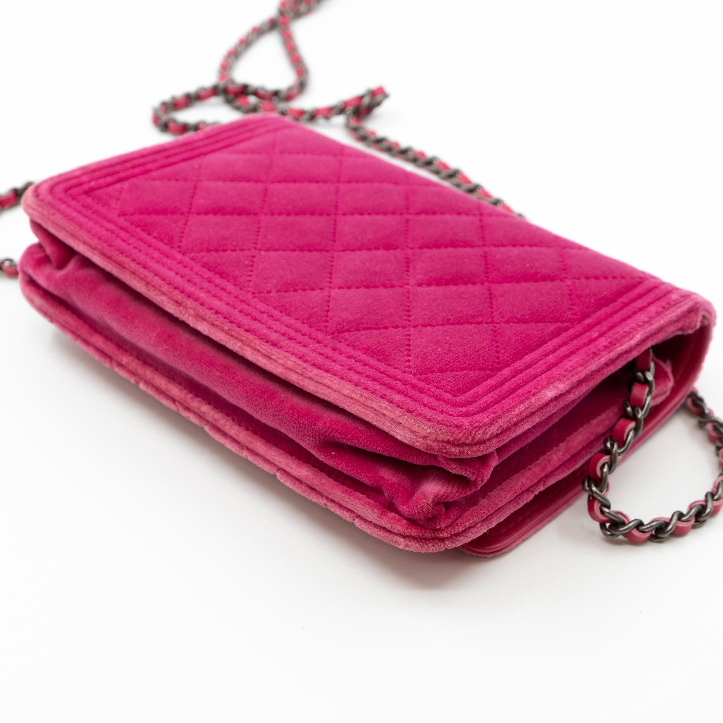 Boy Wallet On Chain Pink Velvet