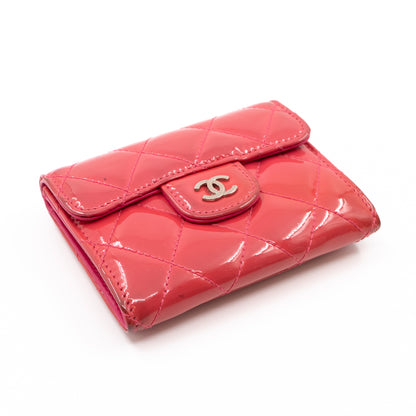 Classic Flap Card Case Rose Patent Leather