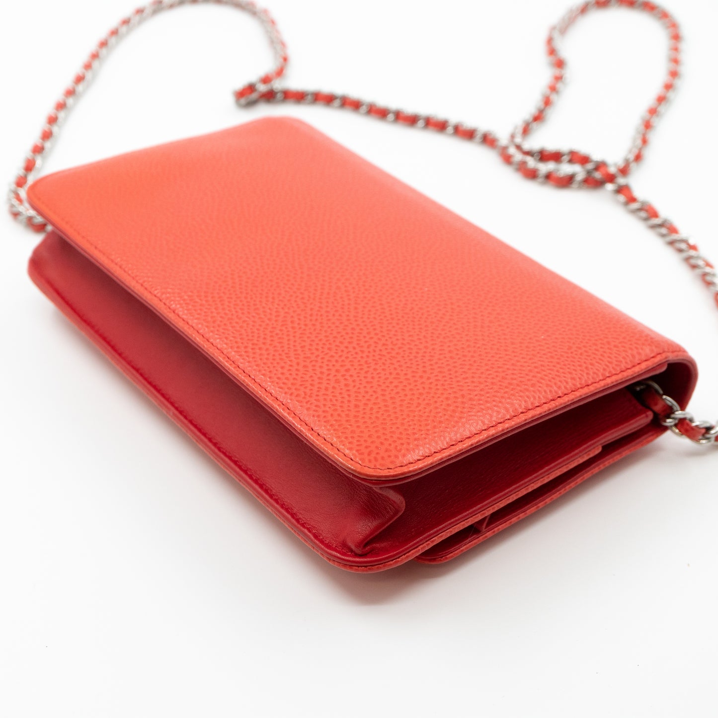 Chanel – Chanel Classic CC Wallet On Chain Coral Caviar – Queen Station