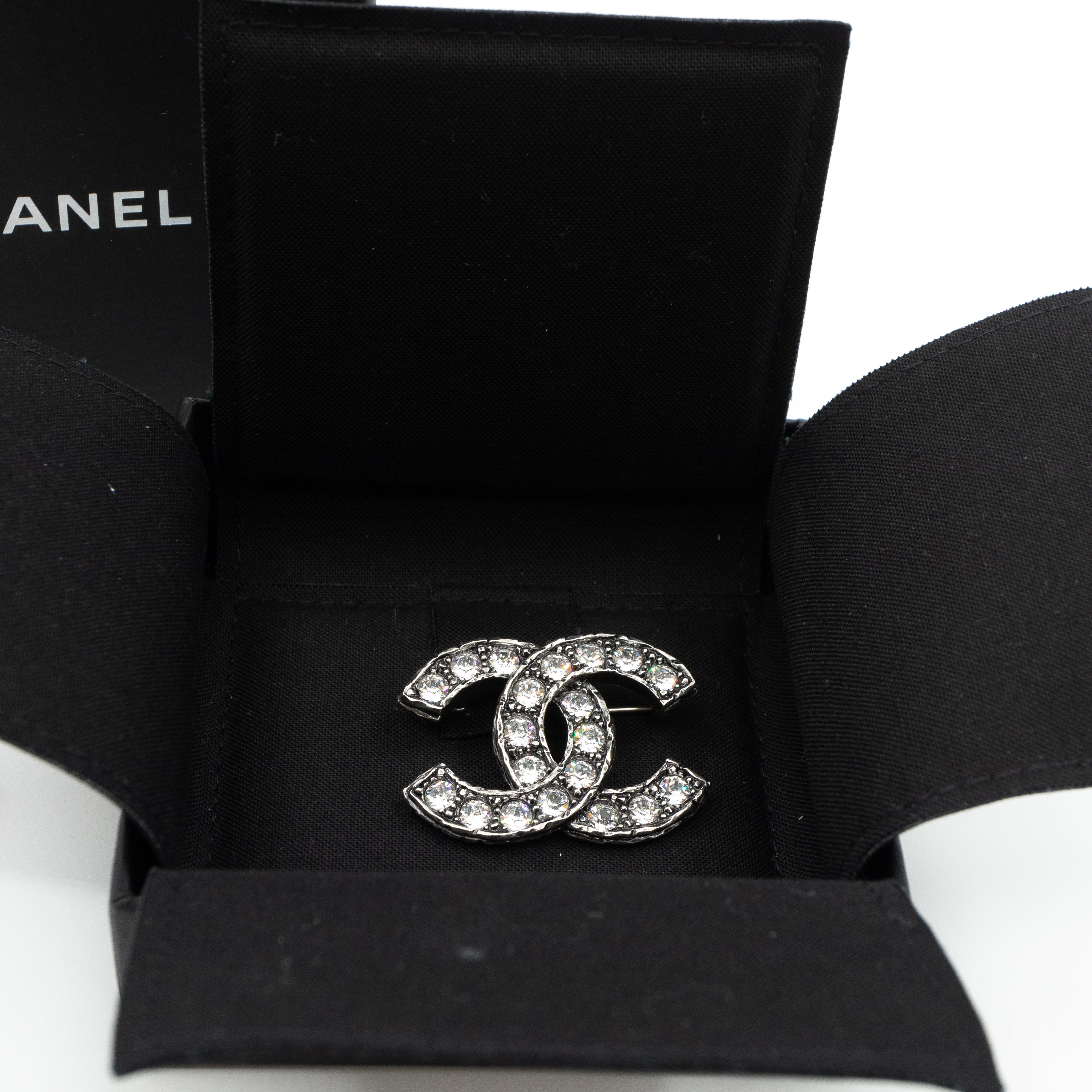 CC Brooch Crystal Ruthenium