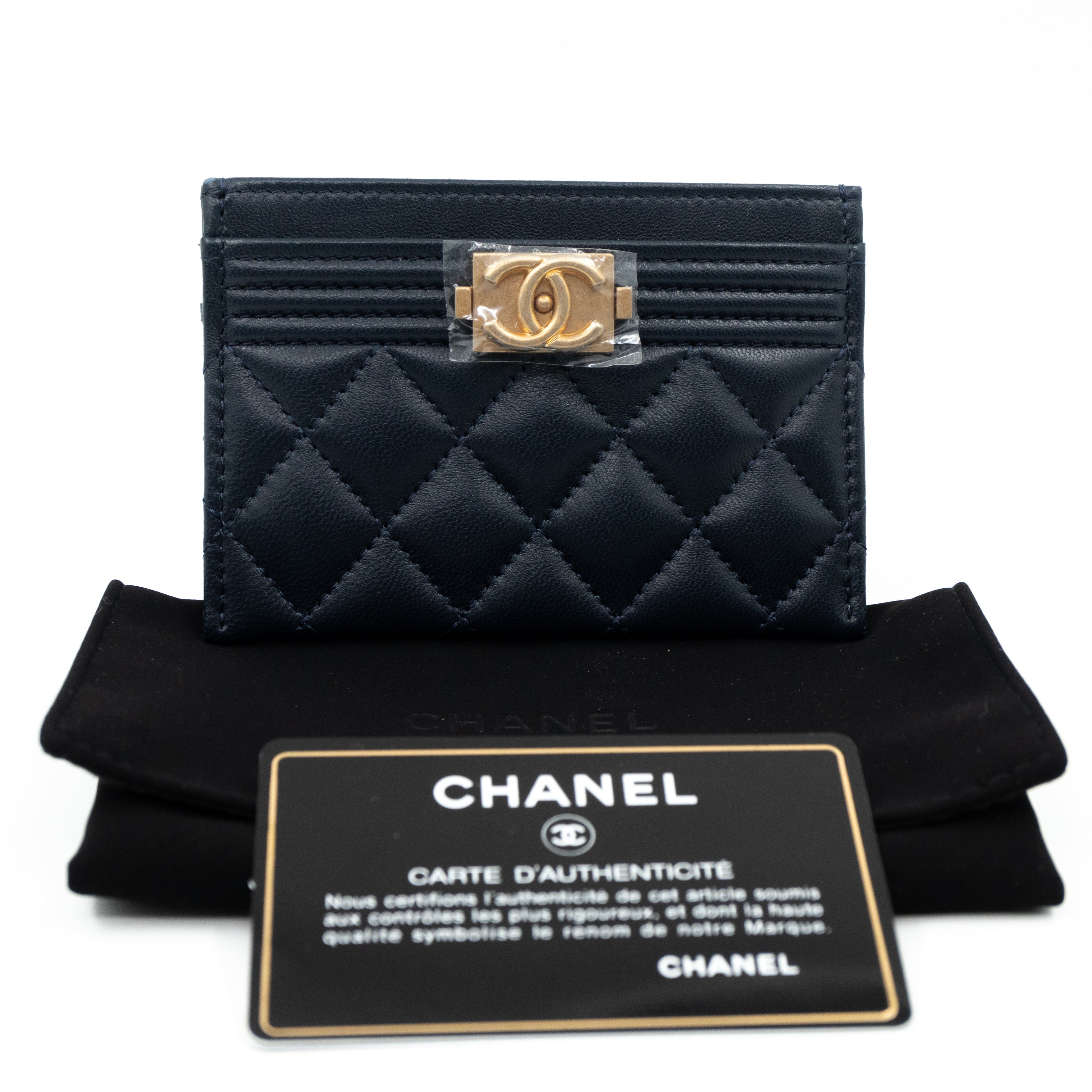 Chanel le discount boy card holder