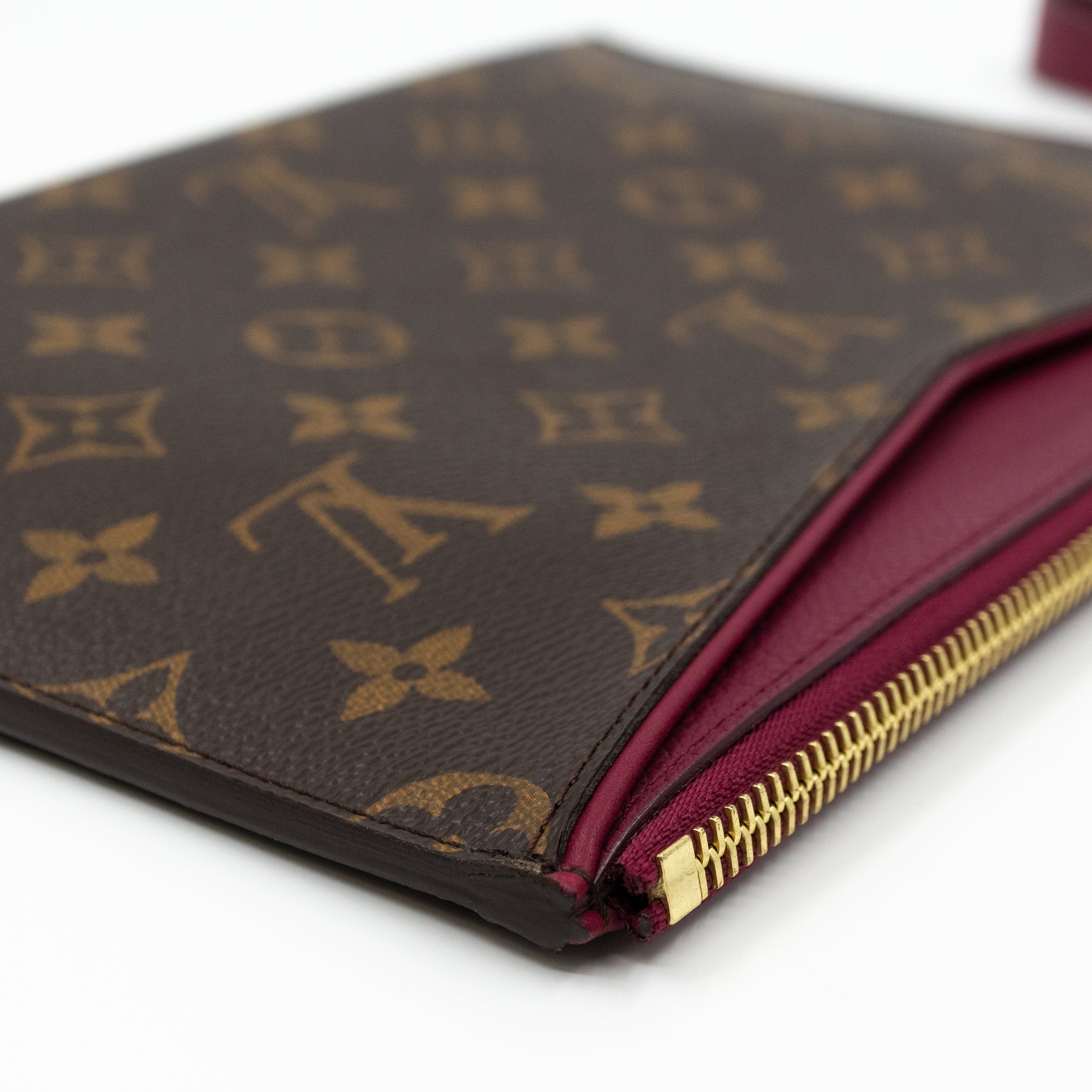 Pochette Pallas Monogram Aurore