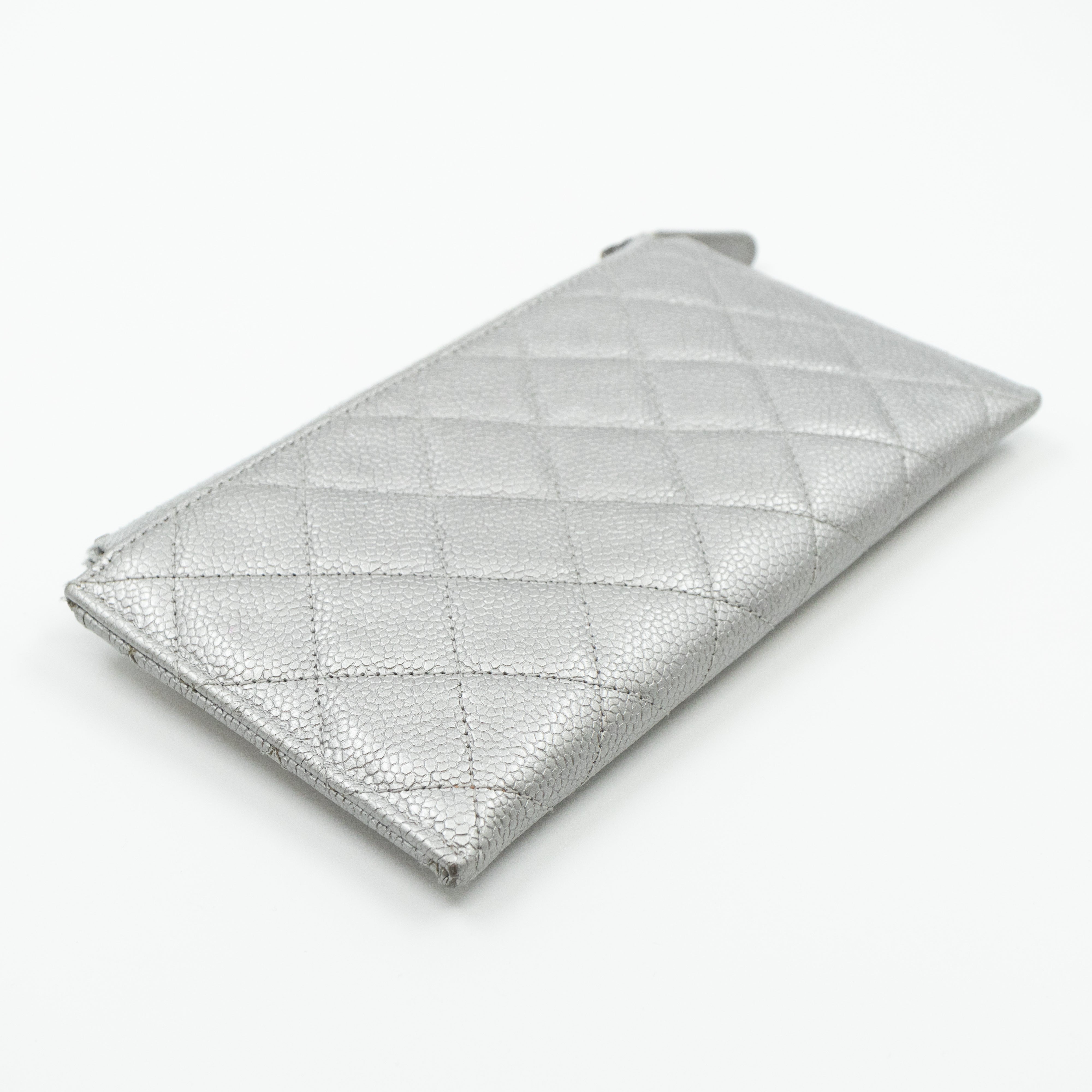 Flat Long Wallet Silver Caviar