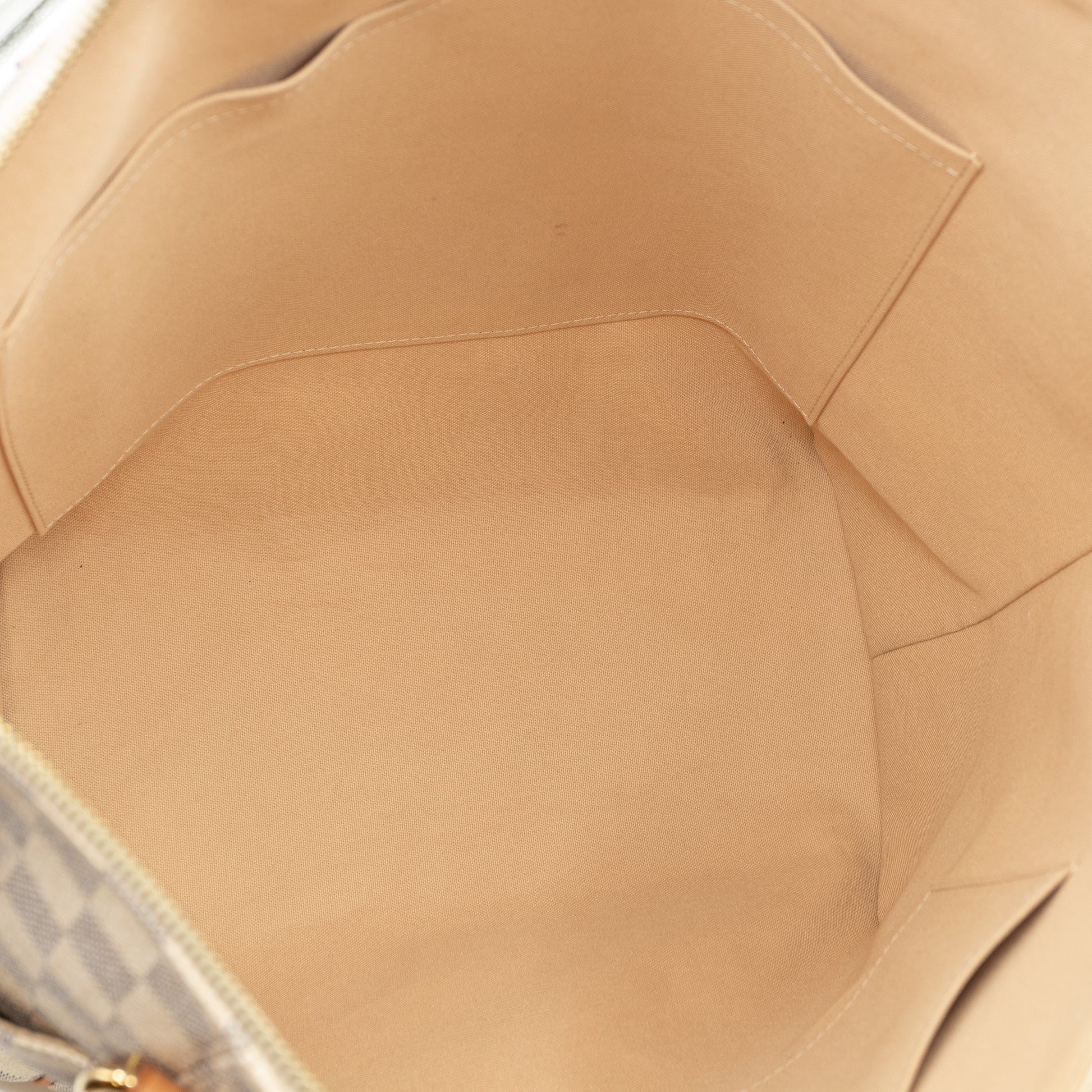 ViaAnabel - 🤍Louis Vuitton Damier Azur Totally GM Bag ▪️This