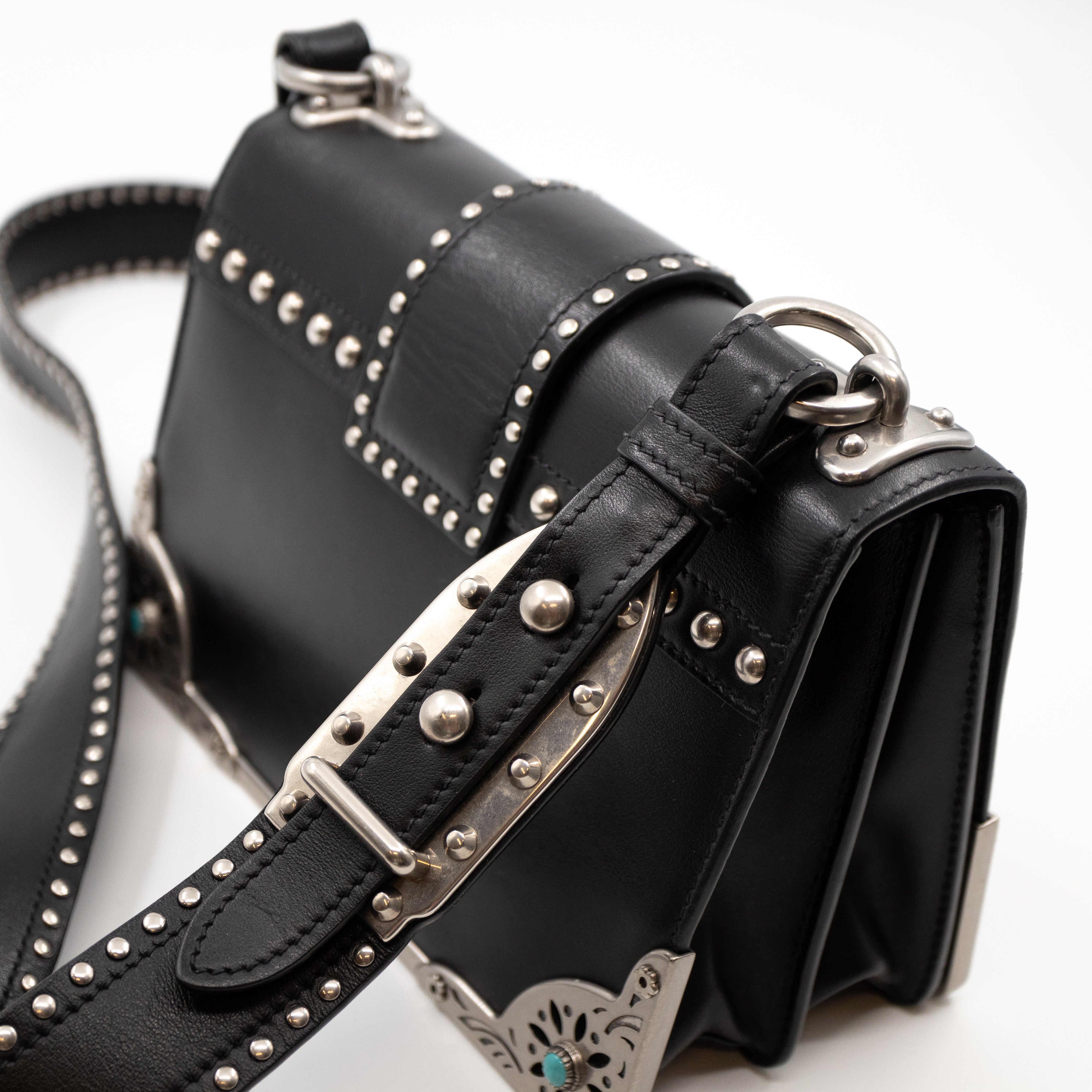 Black Leather Belt Bag Hip Clip Purse Studded Biker Motorcycle Rider - Belt  Bags & Waist Packs | Facebook Marketplace | Facebook