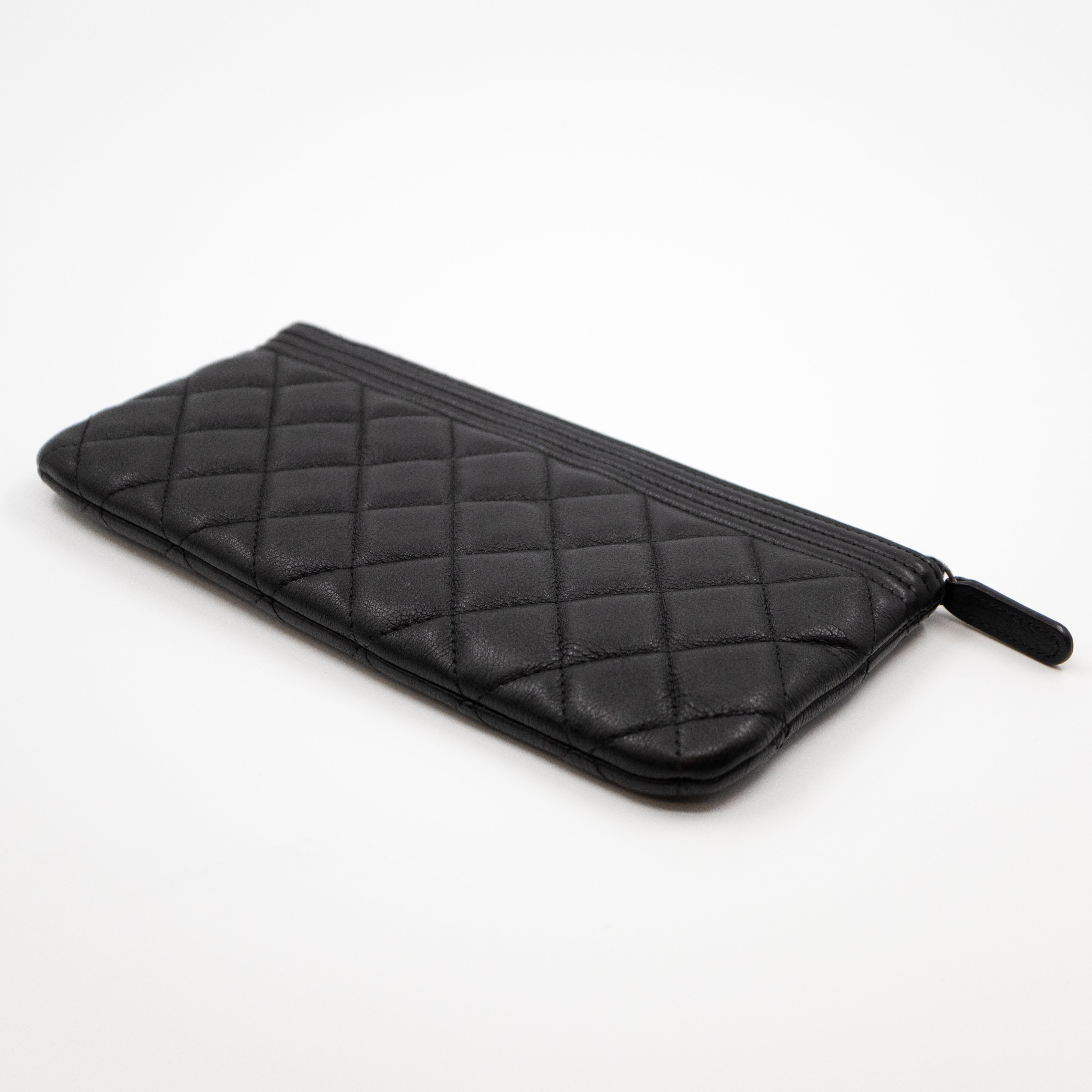 Boy O Case Long Black Leather