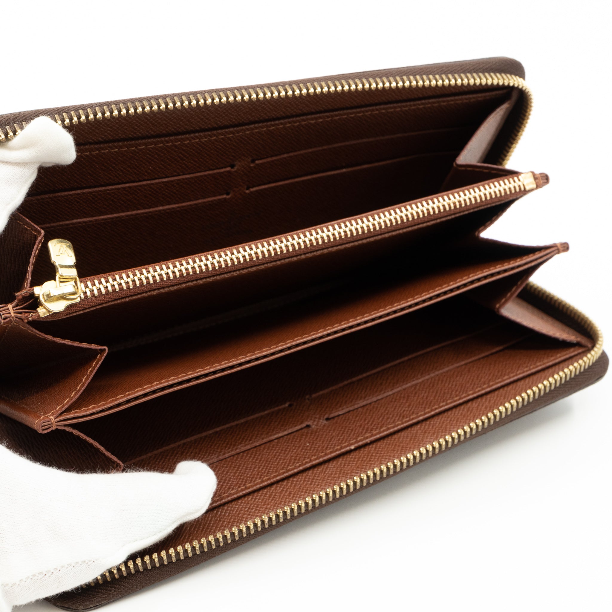 Zippy Wallet Monogram