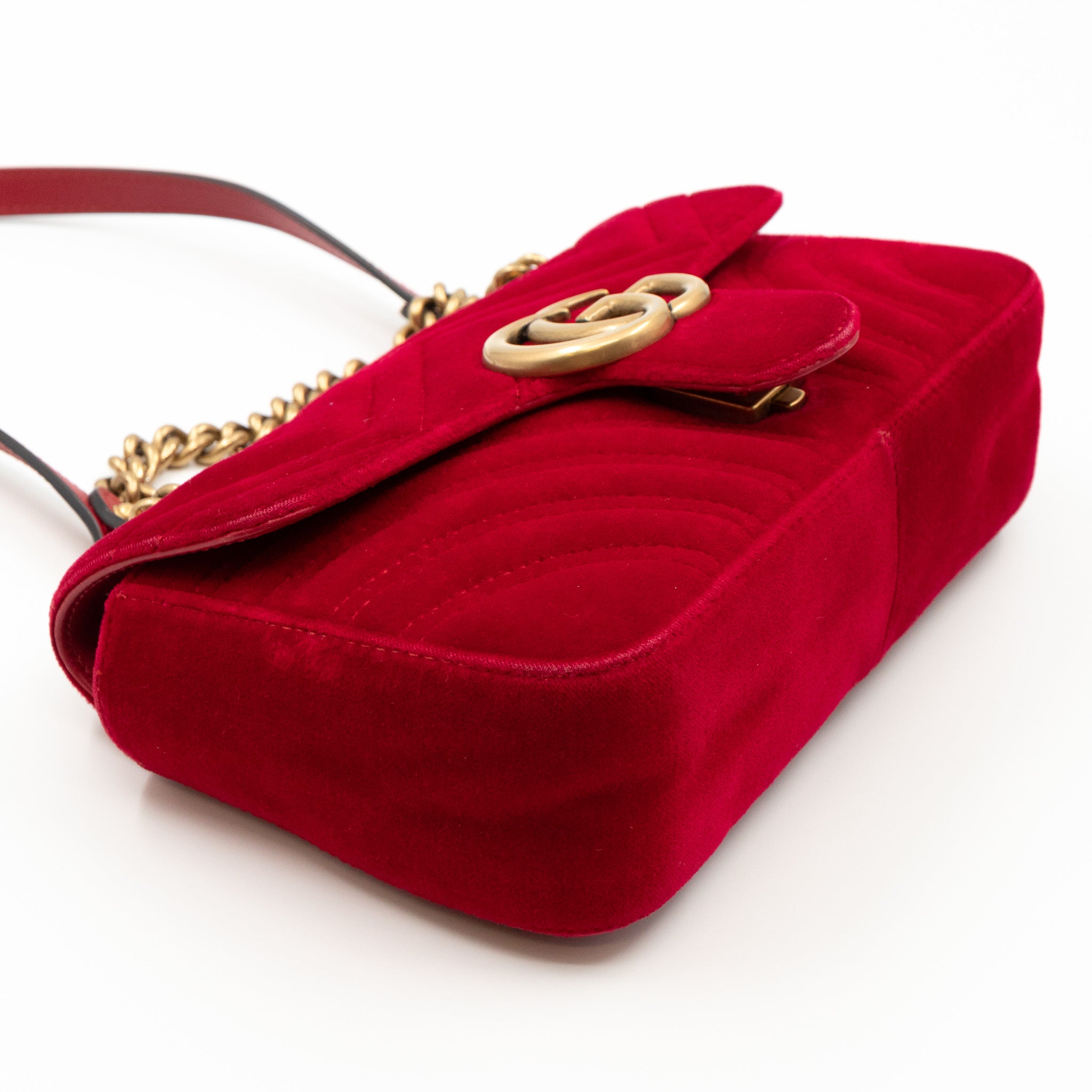 Gucci GG Marmont Super Mini Matelassé Red Leather Shoulder Bag