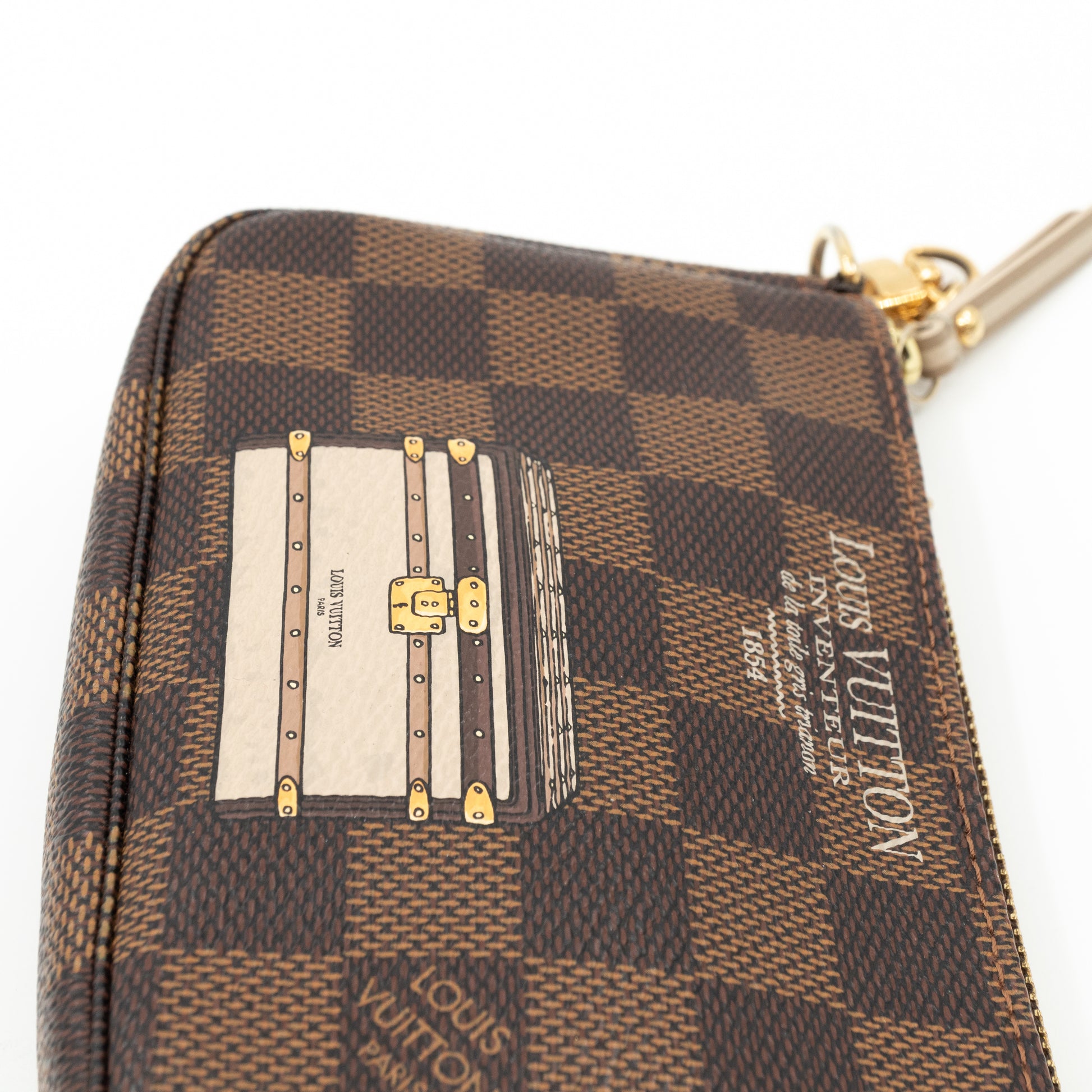 Louis Vuitton inventuer Trunks And Locks Wallet