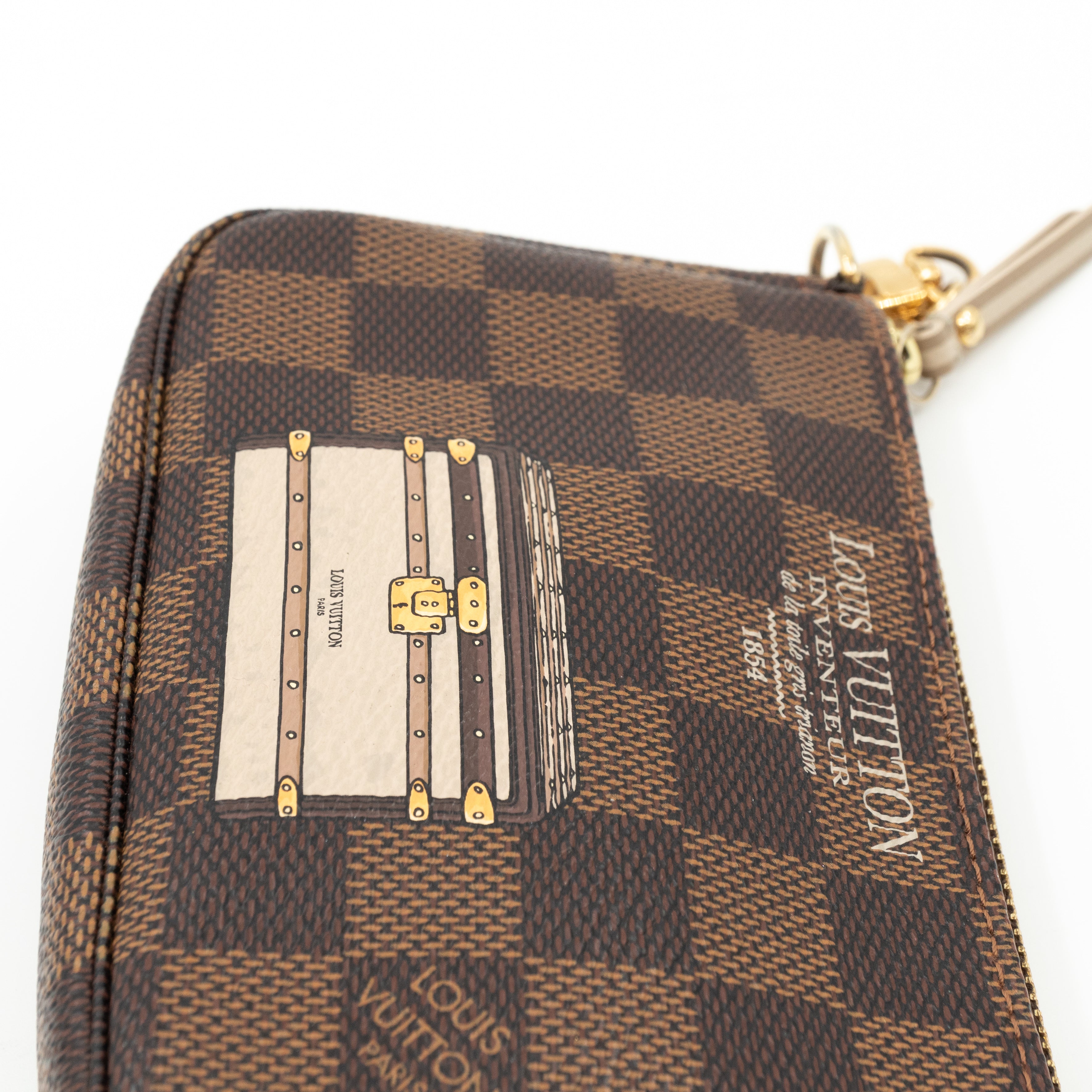 Mini Pochette Accessoires Damier Ebene Trunks & Locks
