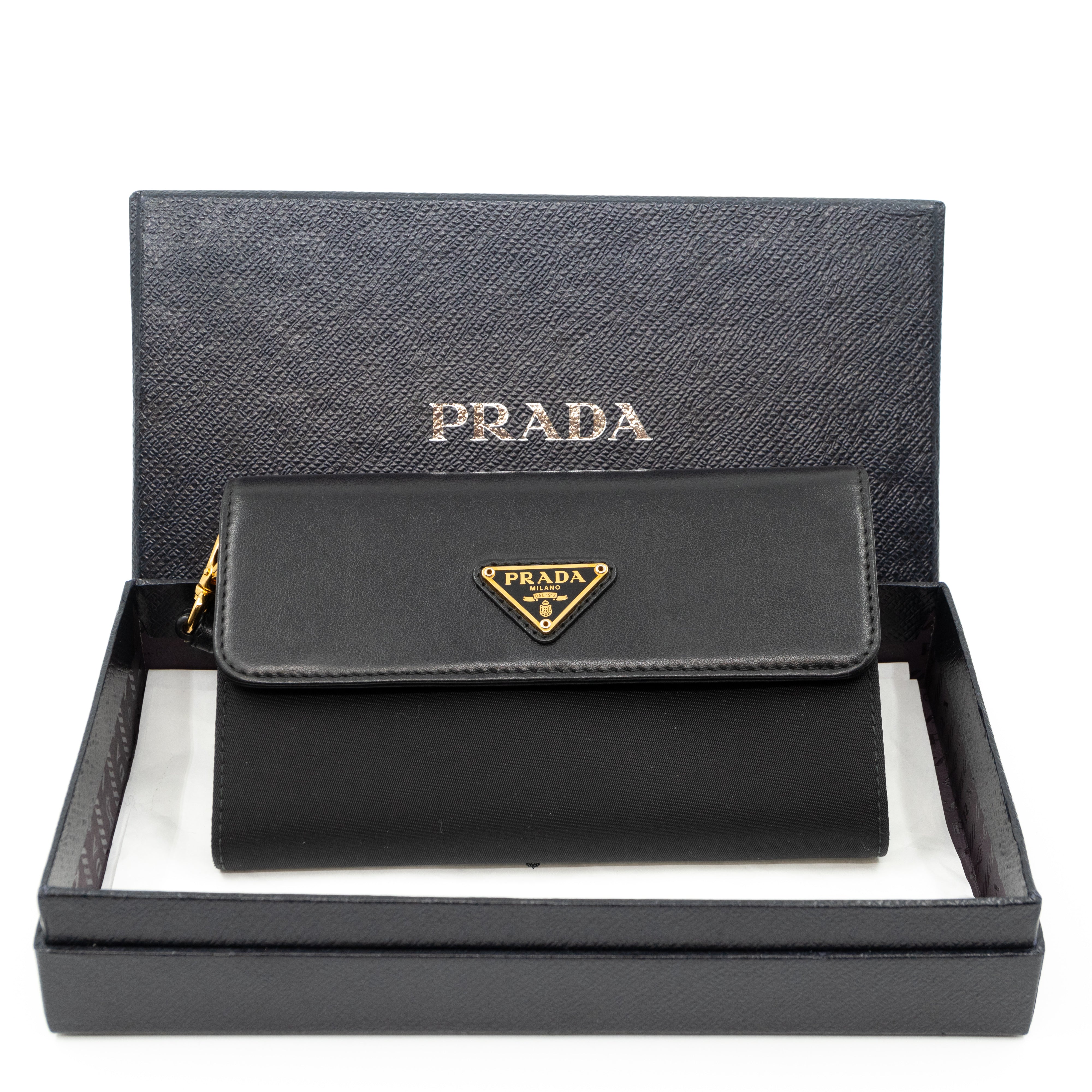 Leather Flap Nylon Wristlet Wallet Black