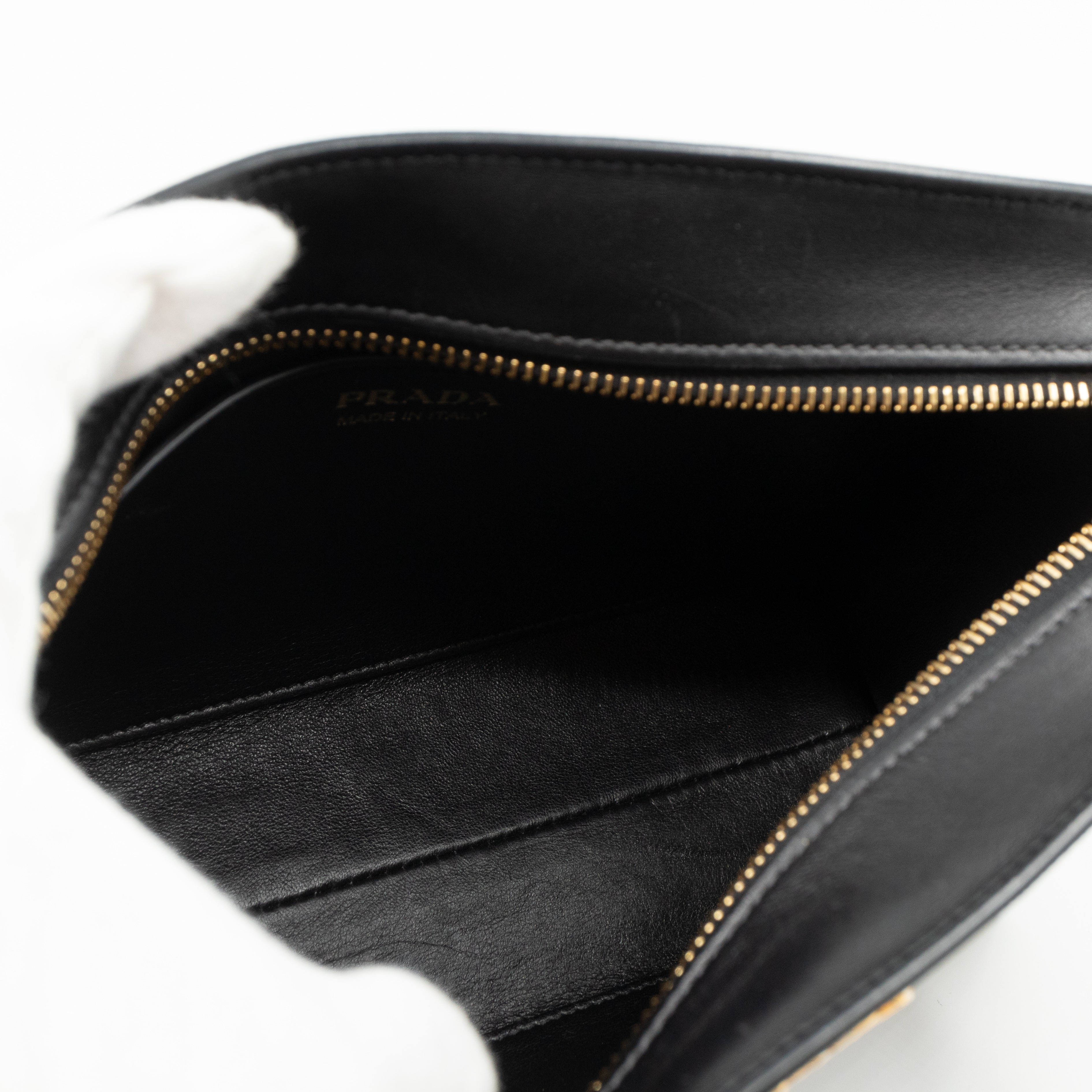 Esplanade Shoulder Bag Greche Black Leather