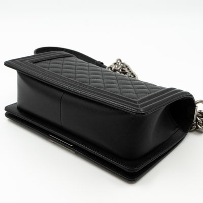 Boy Bag Old Medium Black Caviar Ruthenium