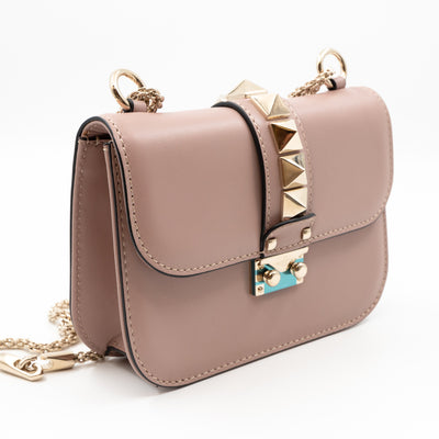 Small Glam Lock Rockstud Flap Bag Nude