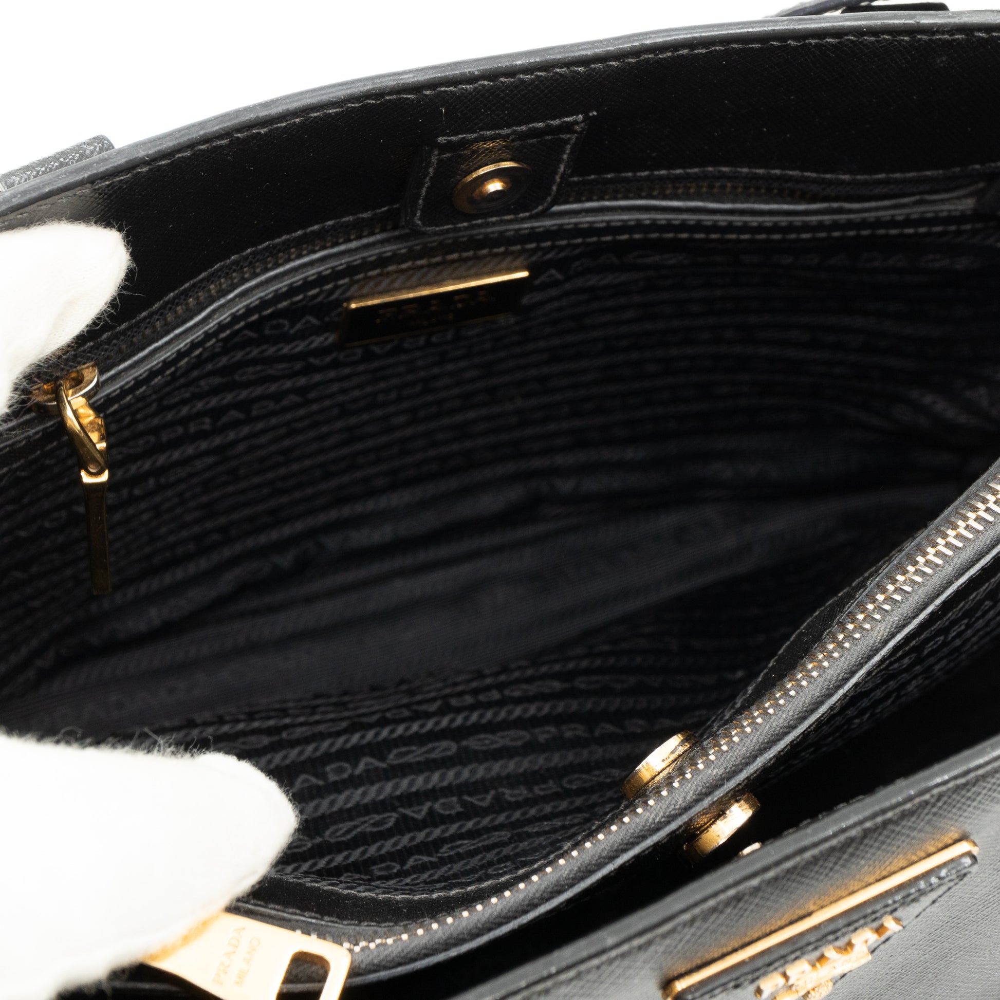 Shop PRADA GALLERIA Handbags (GALLERIA, 1BA906NZV, 1BA906_NZV_F0322) by  PASSION4FASHION