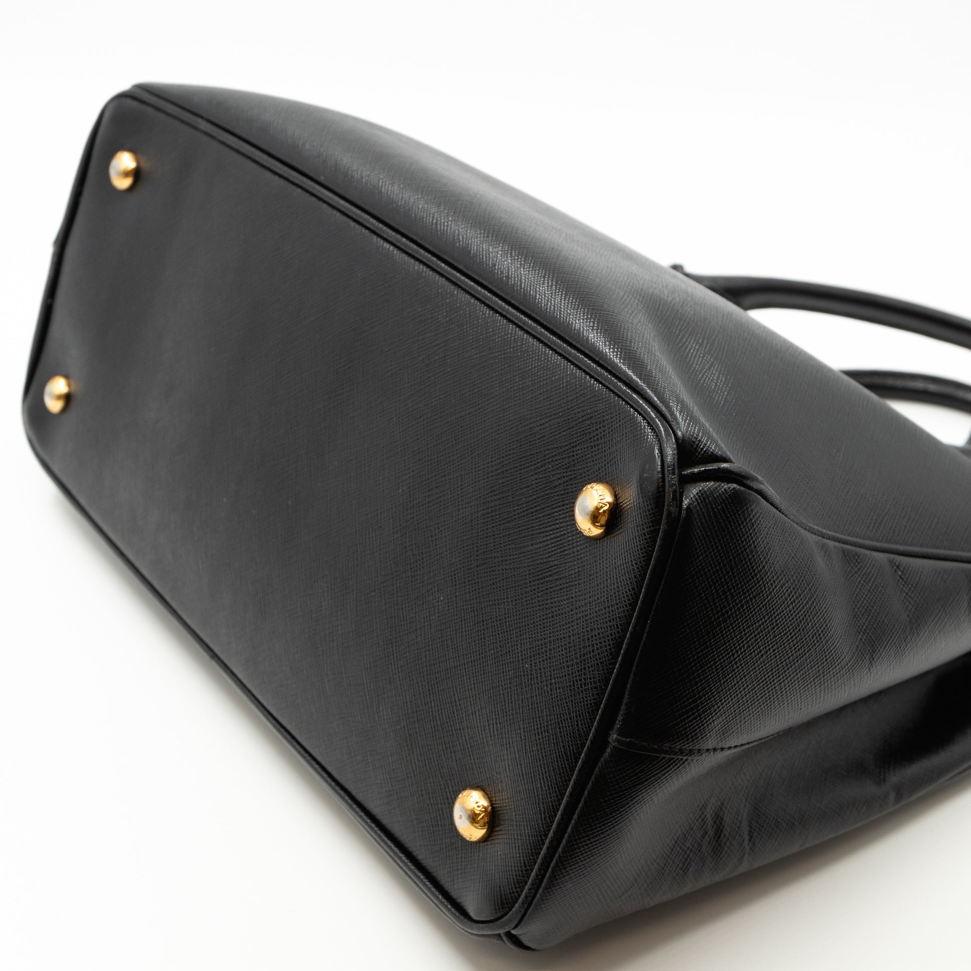 Shop PRADA GALLERIA Handbags (GALLERIA, 1BA906NZV, 1BA906_NZV_F0322) by  PASSION4FASHION