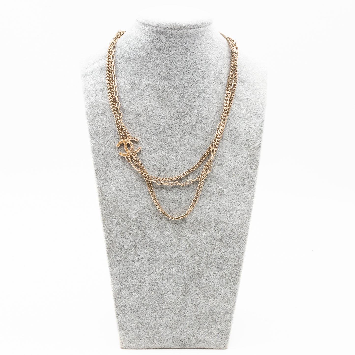 Triple Chain CC Necklace Light Gold