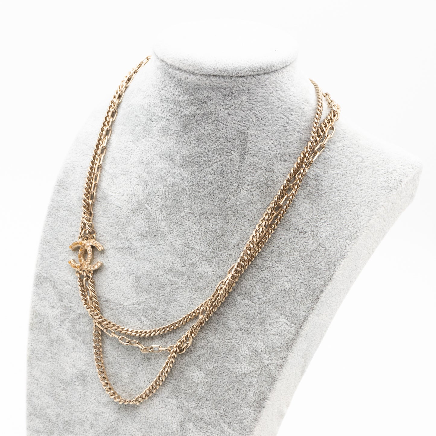 Triple Chain CC Necklace Light Gold
