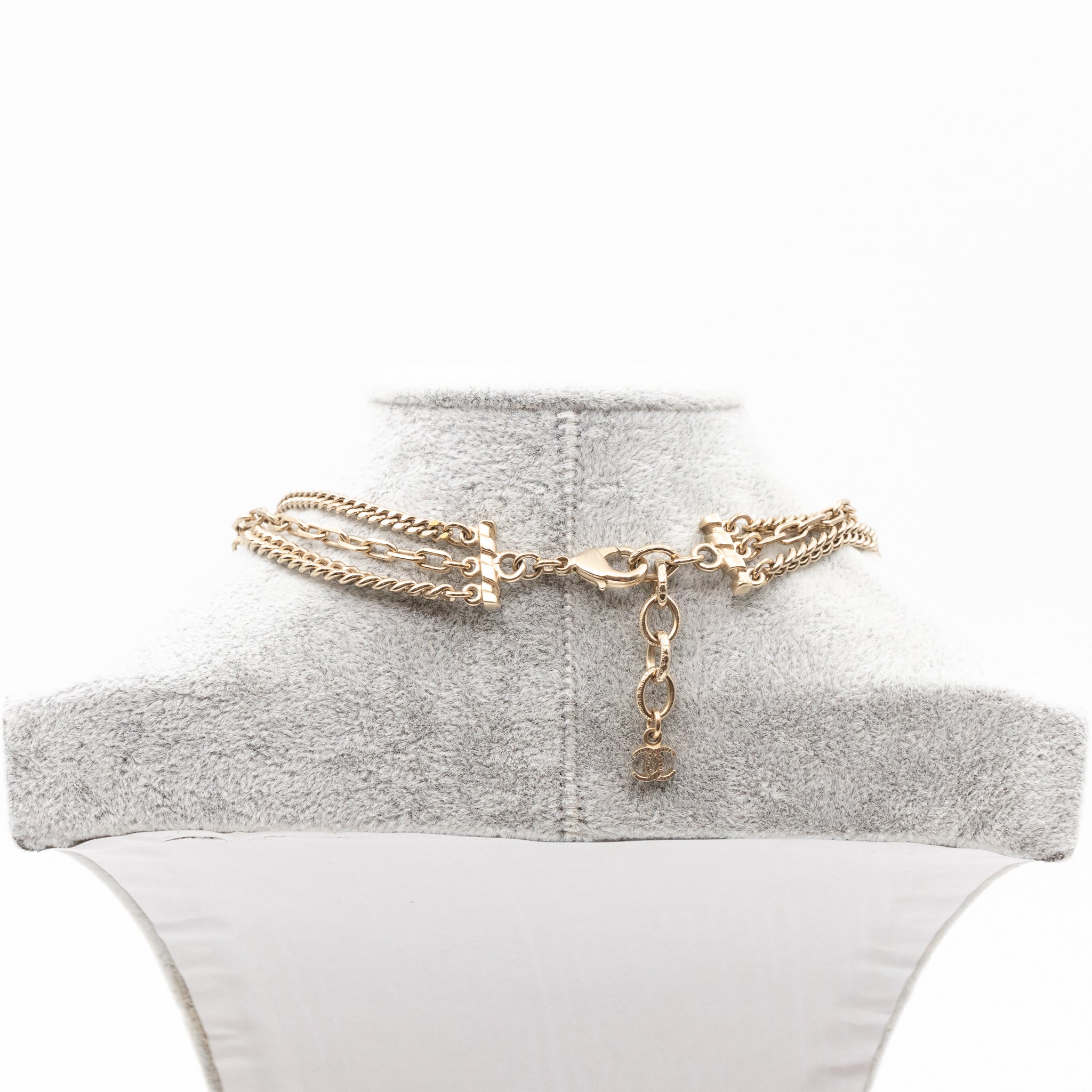Triple Chain CC Necklace Light Gold