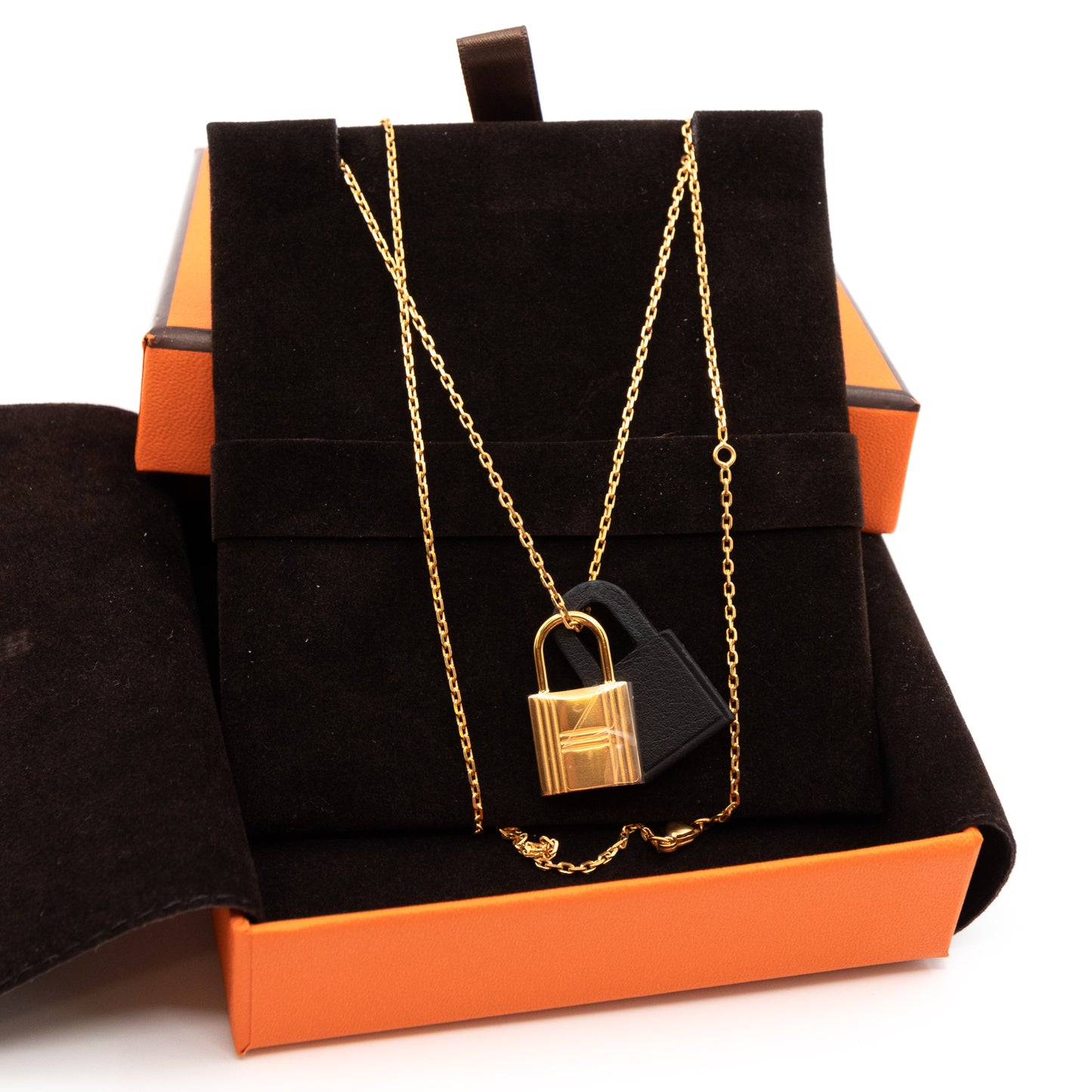 O'Kelly Pendant Gold Black